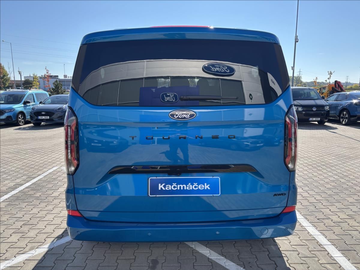 Ford Tourneo Custom, 2,0 125kW Titanium X AWD L1 - fotka 4