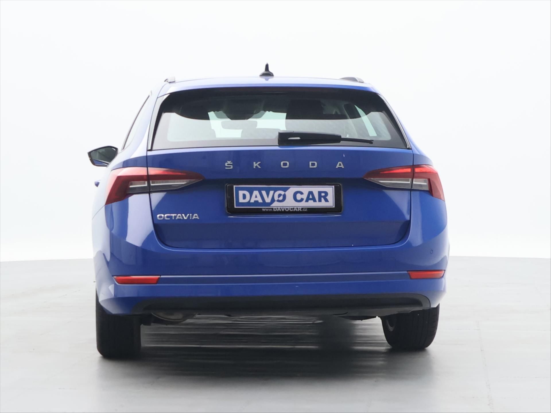 Škoda Octavia, 2,0 TDI 85kW Ambition CZ DPH - fotka 6