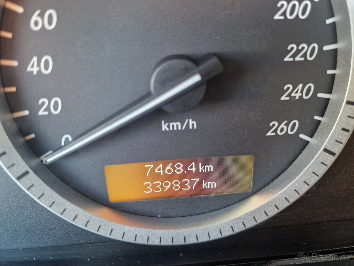 Mercedes-Benz Třídy C, 200CDI sedan  nový v CZ - fotka 3