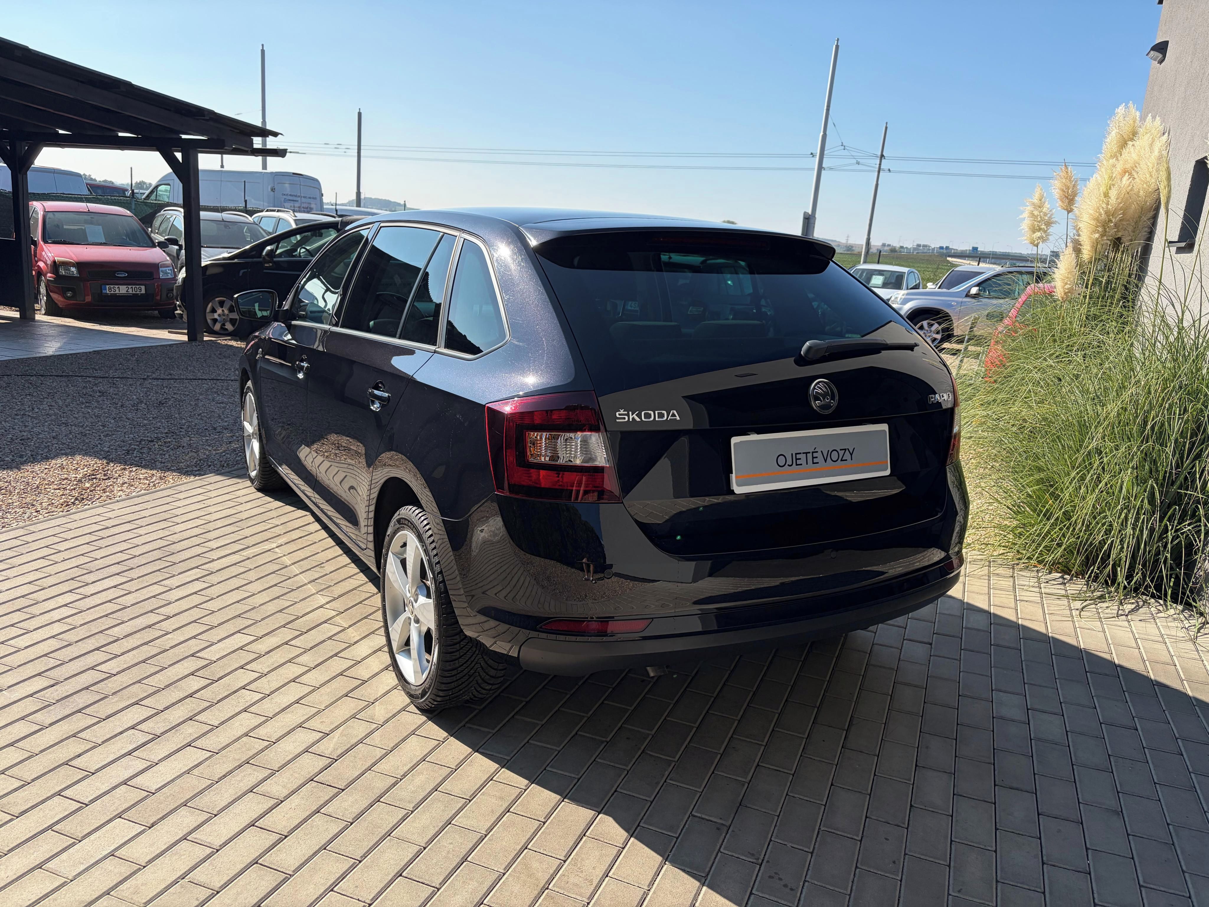 Škoda Rapid, 1.2 TSI 77kW, Panorama, Výhřev - fotka 5