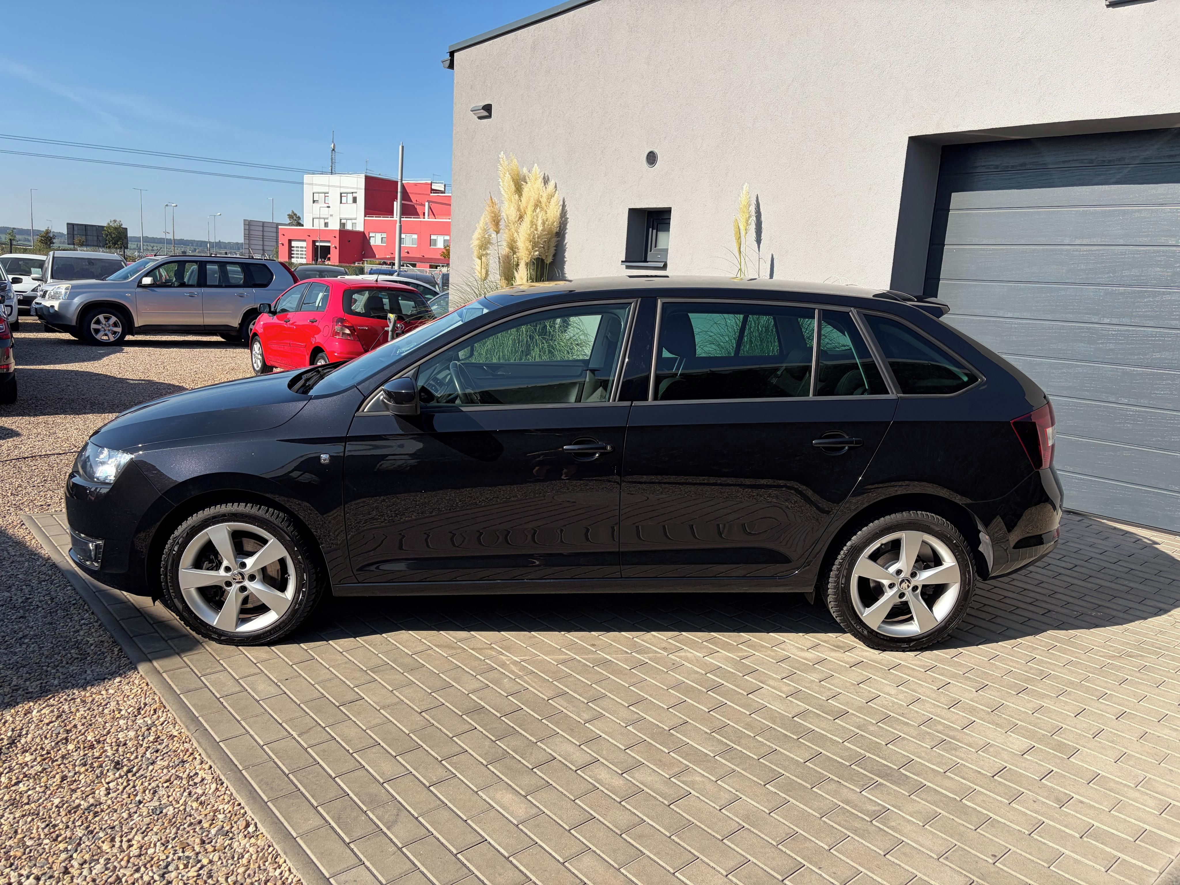 Škoda Rapid, 1.2 TSI 77kW, Panorama, Výhřev - fotka 6