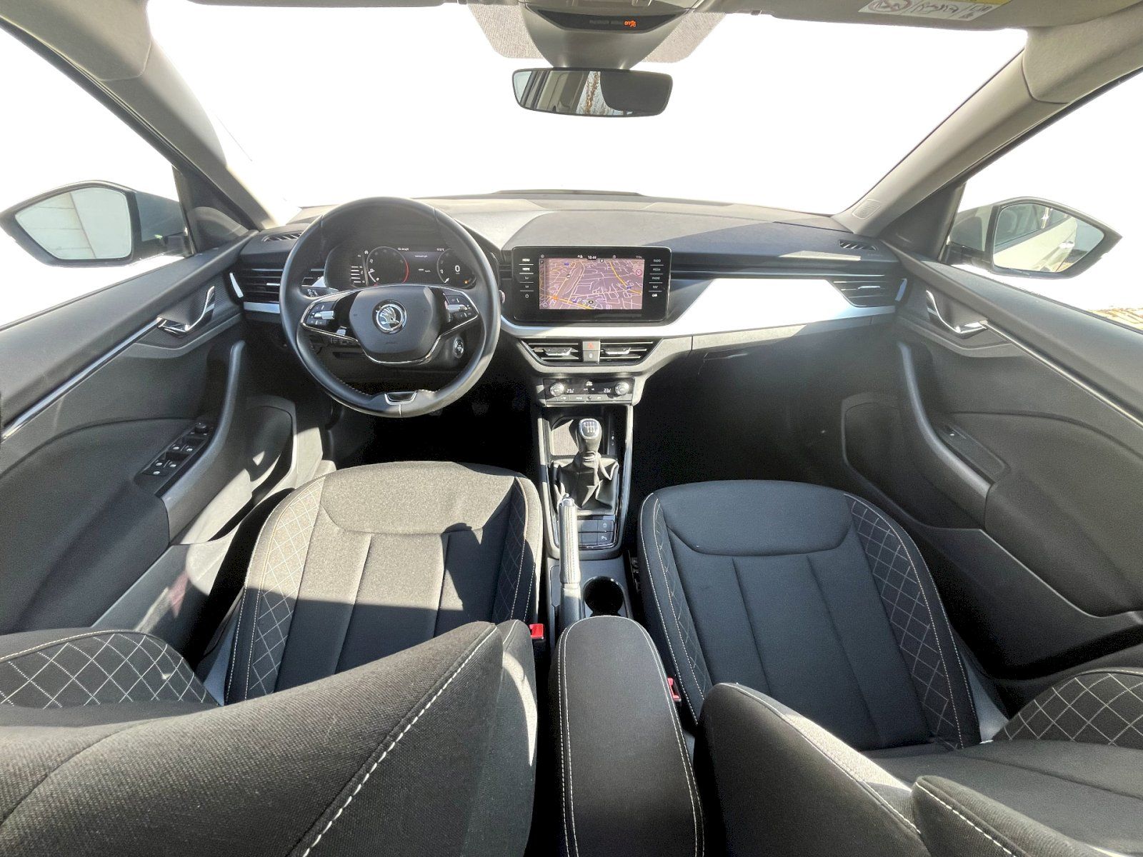 Škoda Kamiq, AMBITION 1.5TSi 110kW M6F - fotka 5