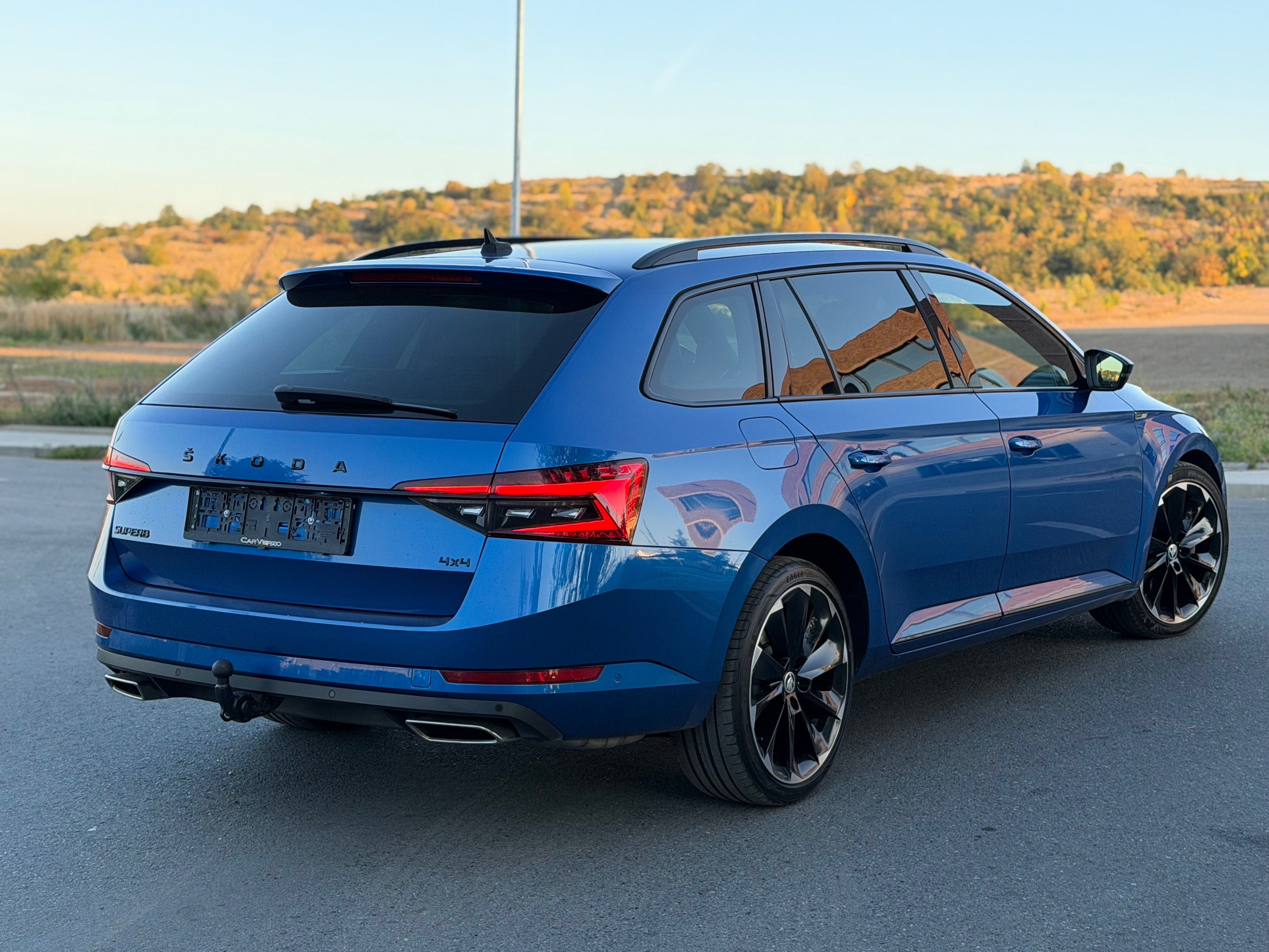 Škoda Superb, SPORTLINE WEBASTO TAŽNÝ - fotka 4