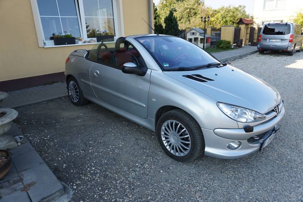Peugeot 206, 206 CC  1,6 - fotka 2