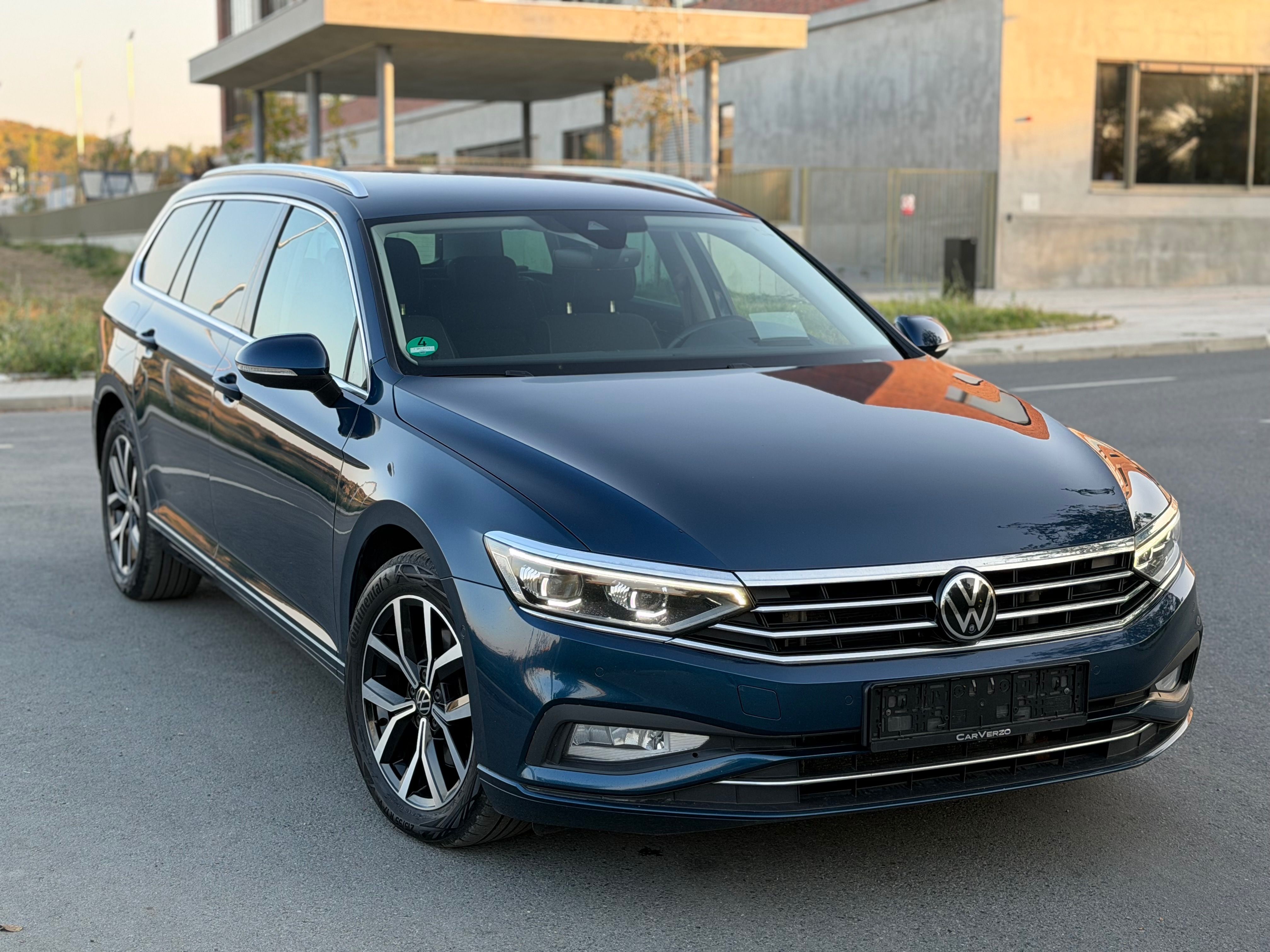 Volkswagen Passat, TAŽNÝ VIRTUAL HUD 360KAMERY