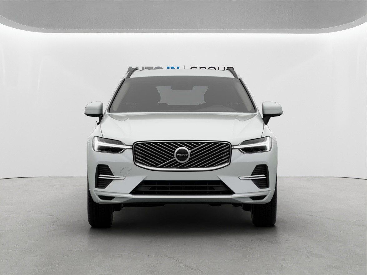 Volvo XC60, B5 AWD benzin Plus Dark - fotka 6