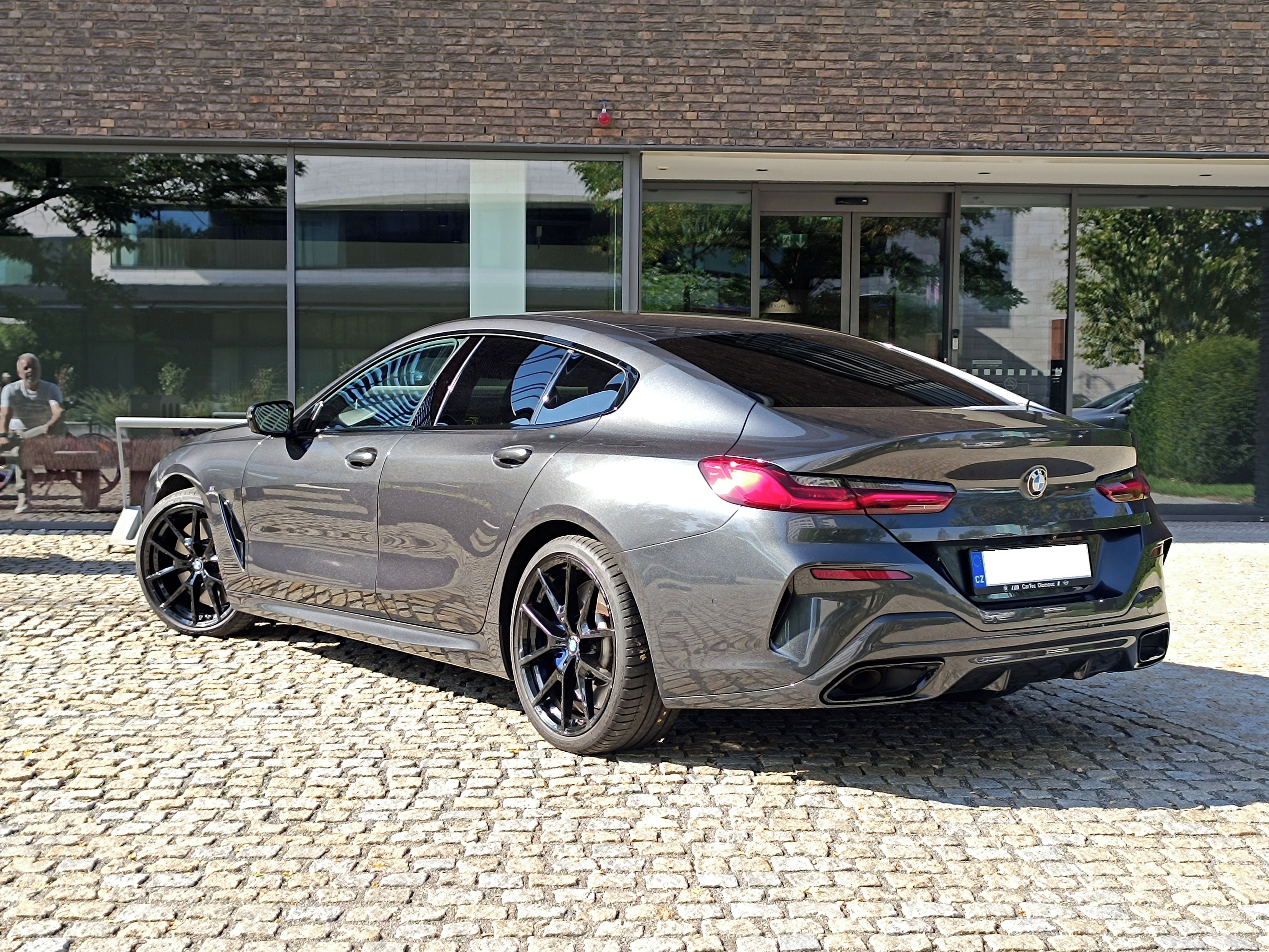 BMW Řada 8, 840d xD GranCoupe, M Technic - fotka 5