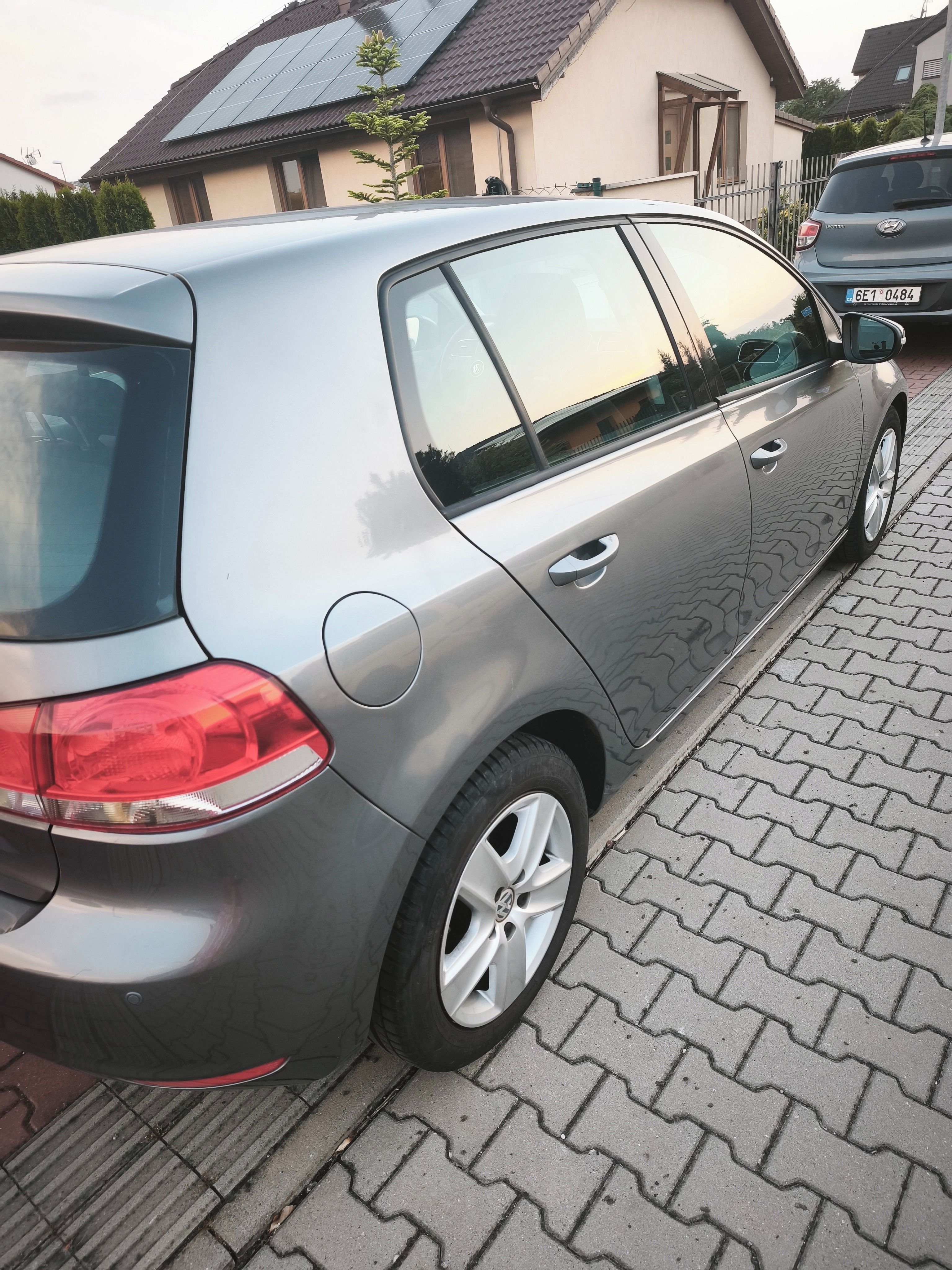 Volkswagen Golf, VW Golf [telefon skryt]km TOP - fotka 6