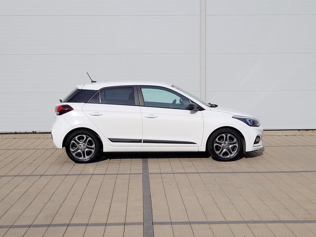 Hyundai i20, 1.2 CVVT 55 kW - fotka 4