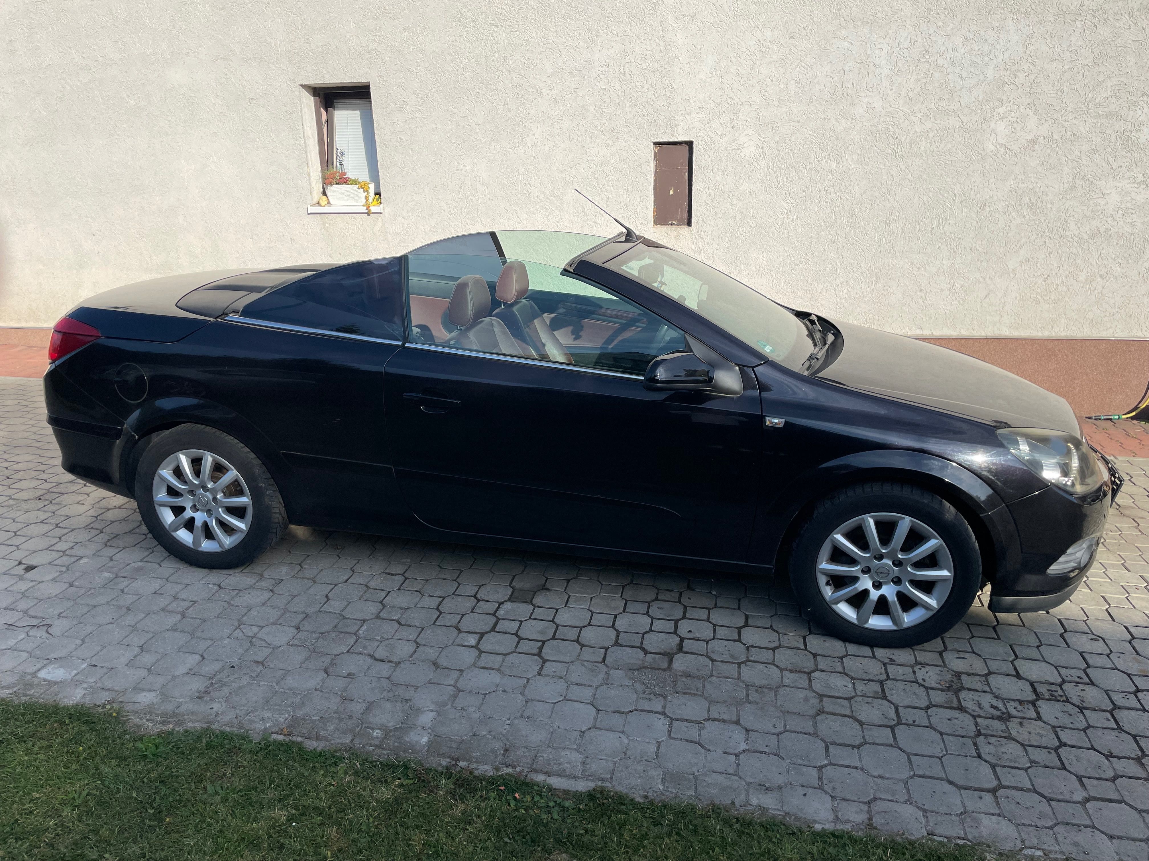 Opel Astra, Cabrio 1,9 cdti - fotka 5