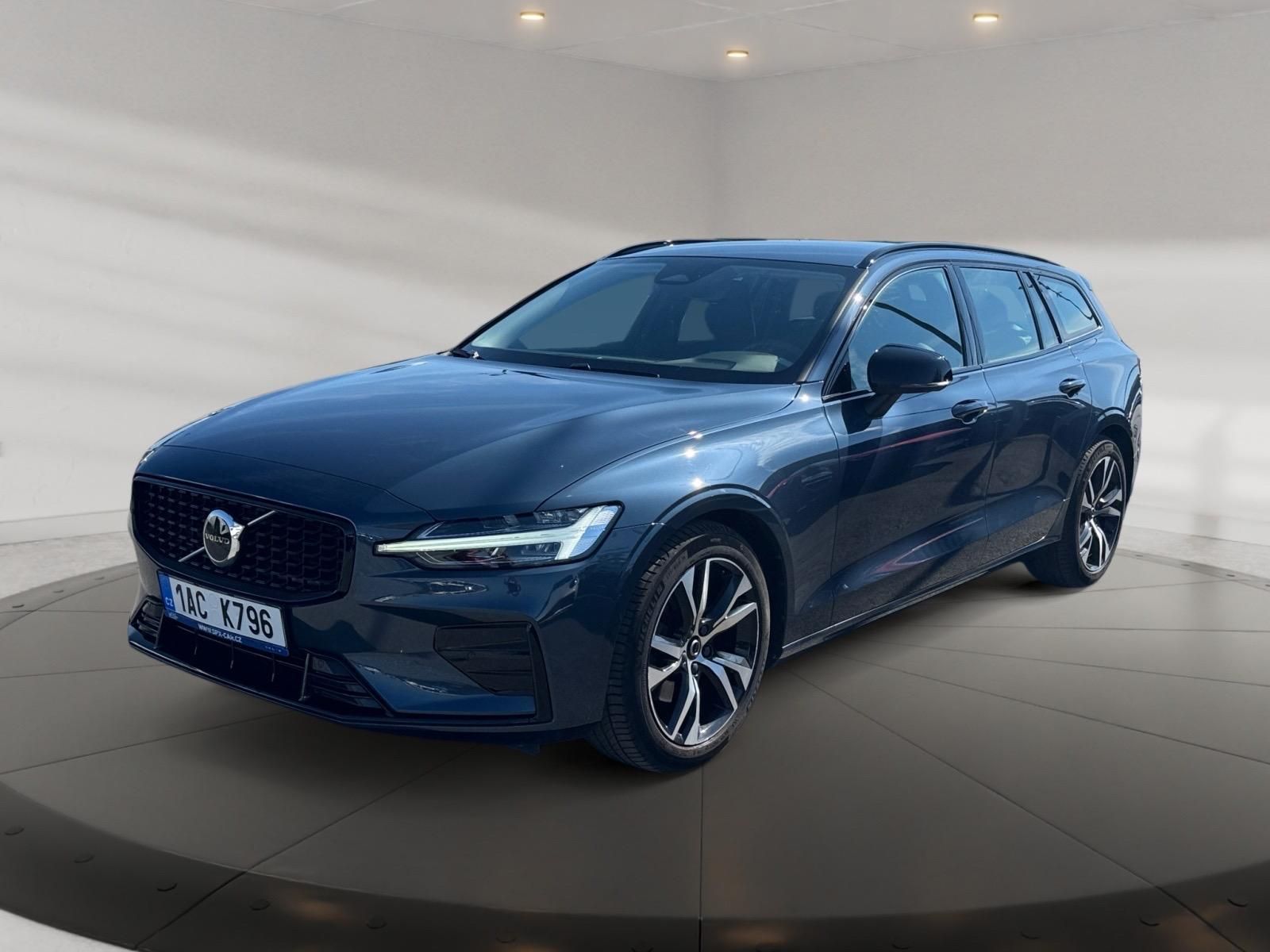 Volvo V60, PLUS DARK B4 145kW TAŽNÉ CZ