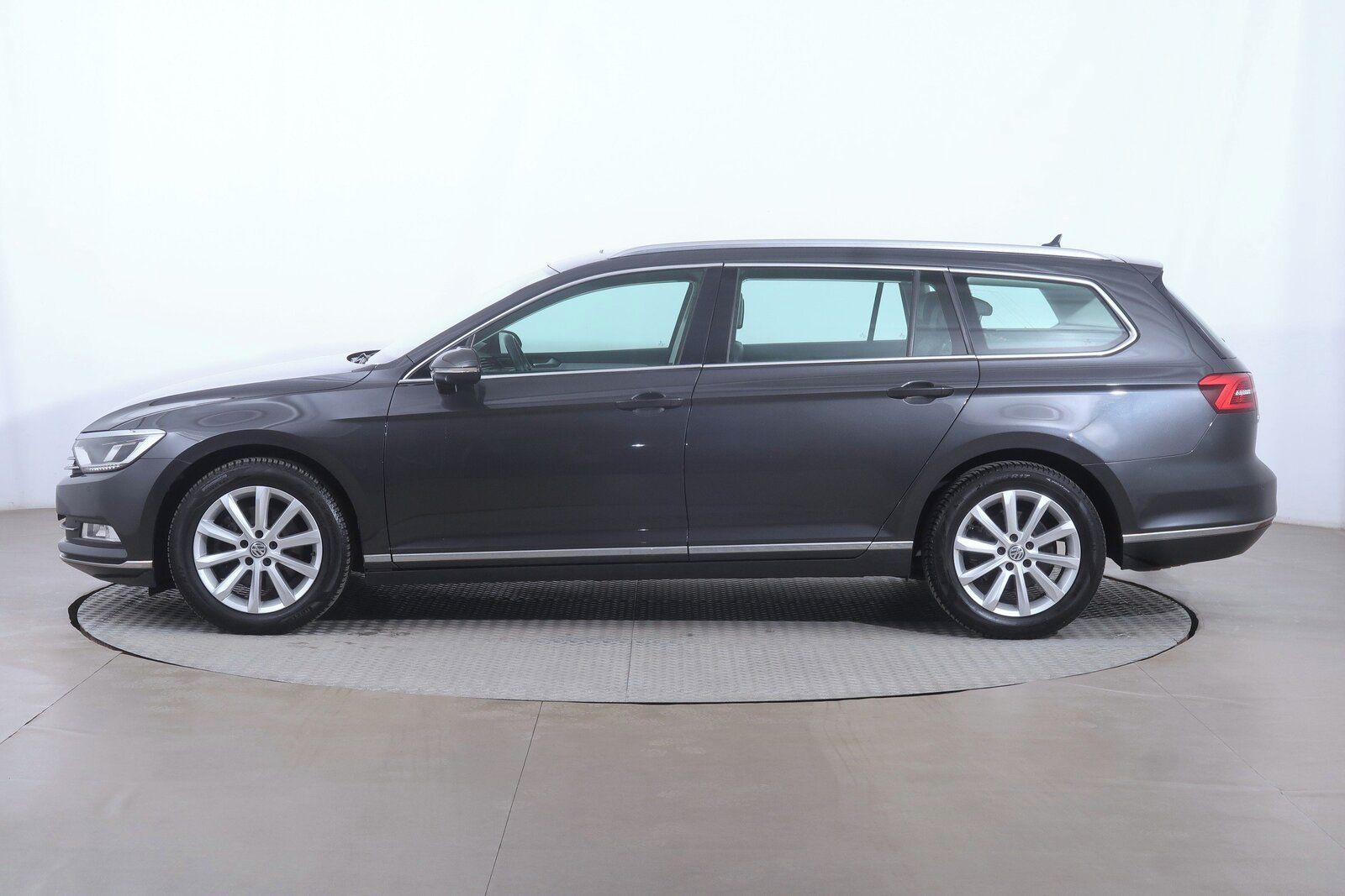 Volkswagen Passat, 1.8 TSI, Automat, Serv.kniha - fotka 3