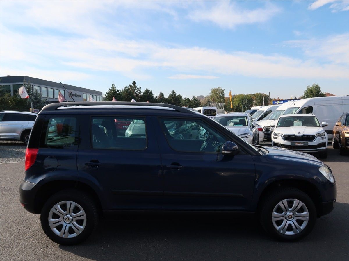 Škoda Yeti, 1,2 TSi,77kW,Klima,STK08/2028 - fotka 6