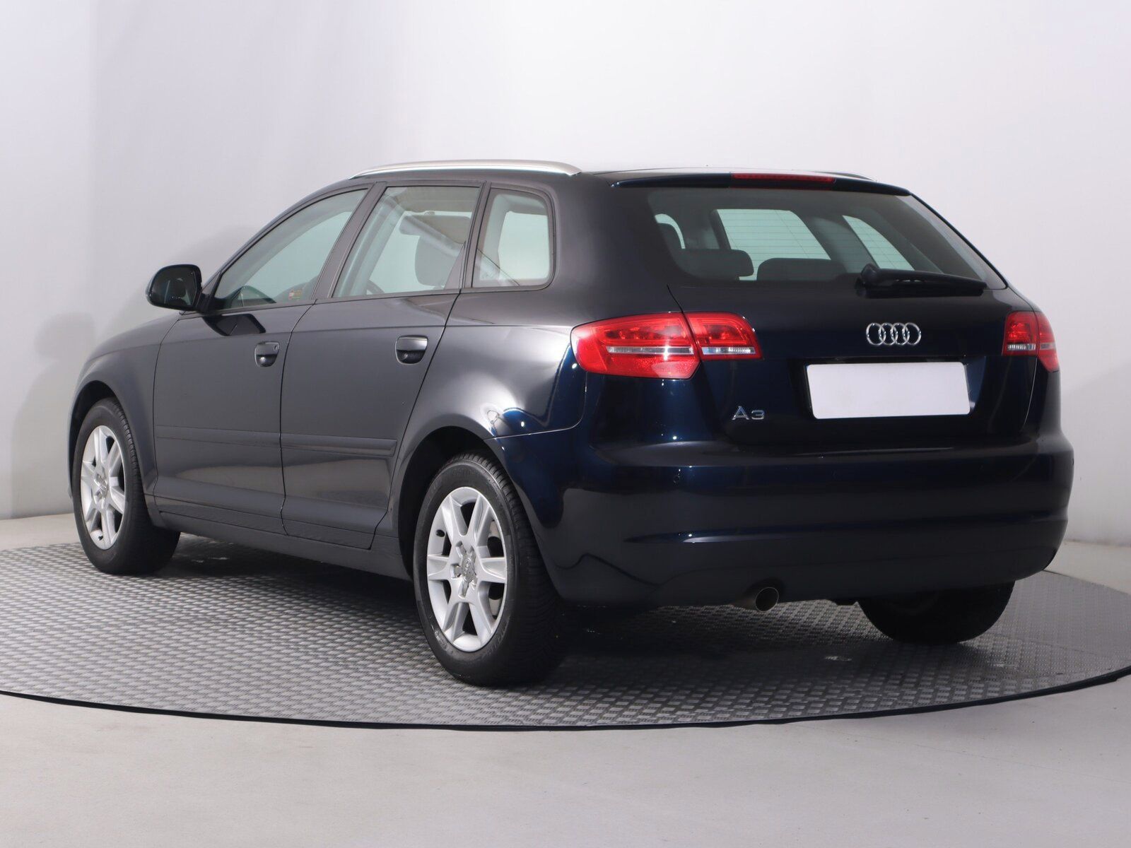 Audi A3, 1.6, Serv.kniha - fotka 4