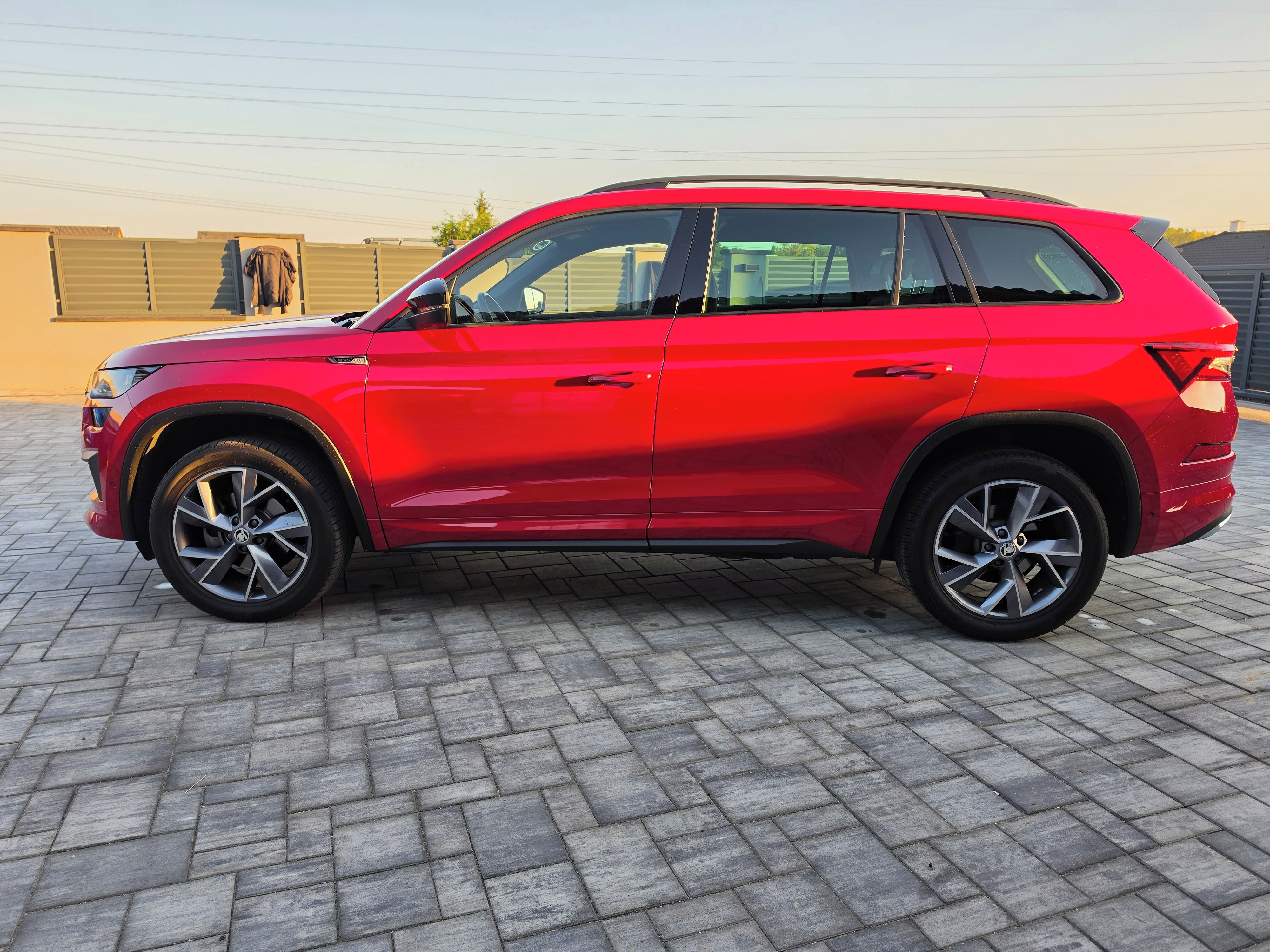 Škoda Kodiaq, 2.0 TDi 110kw SPORTLINE ZÁRUKA - fotka 4