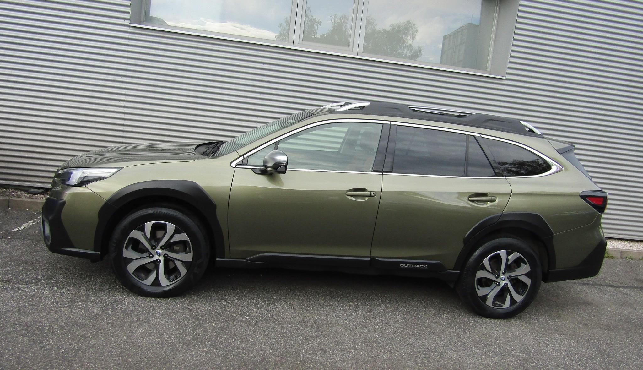 Subaru Outback, 2,5i Touring 1. maj, ČR - fotka 4