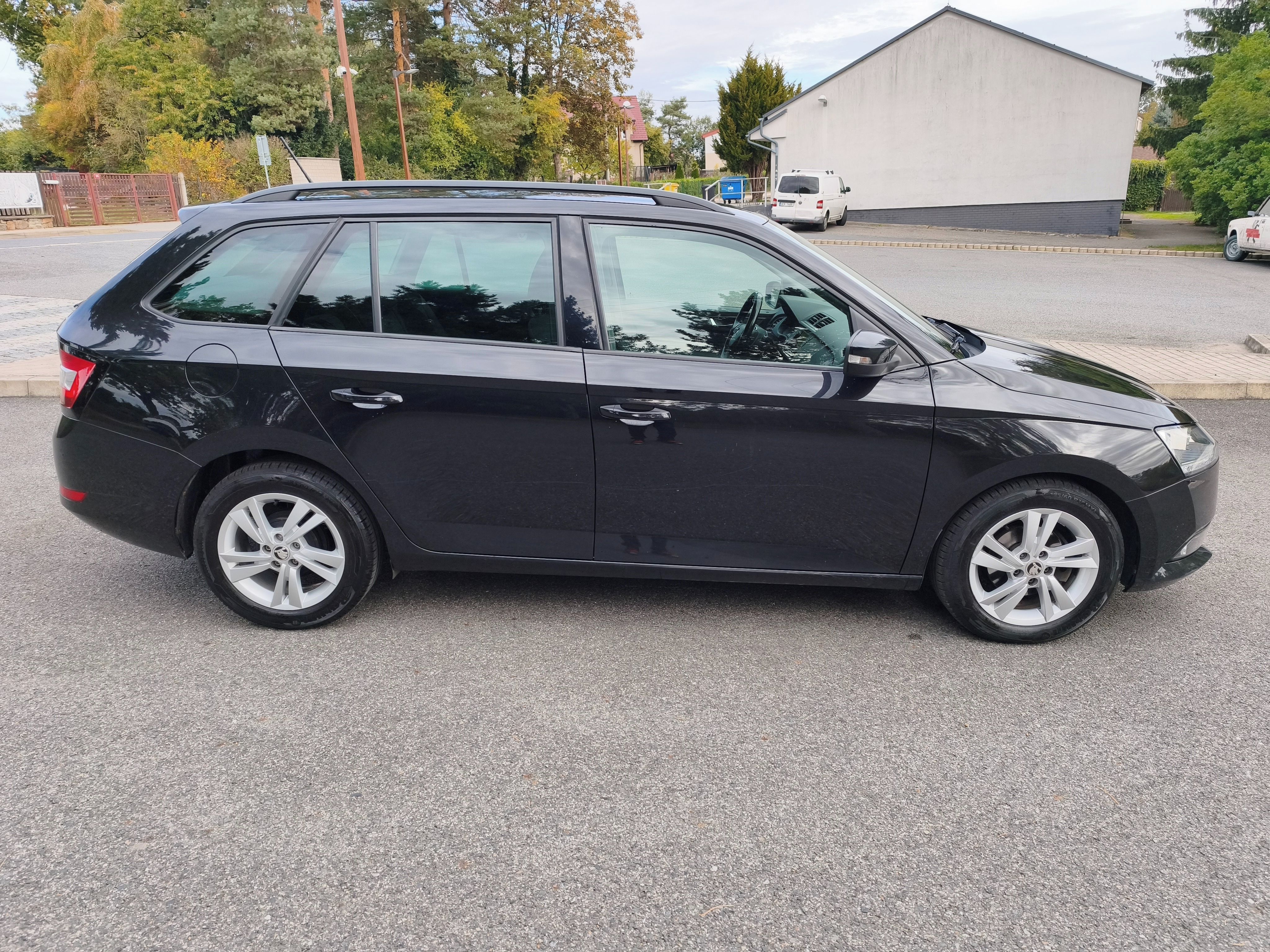 Škoda Fabia, Tour Ambition 1.0 TSI ČR.1maj. - fotka 4