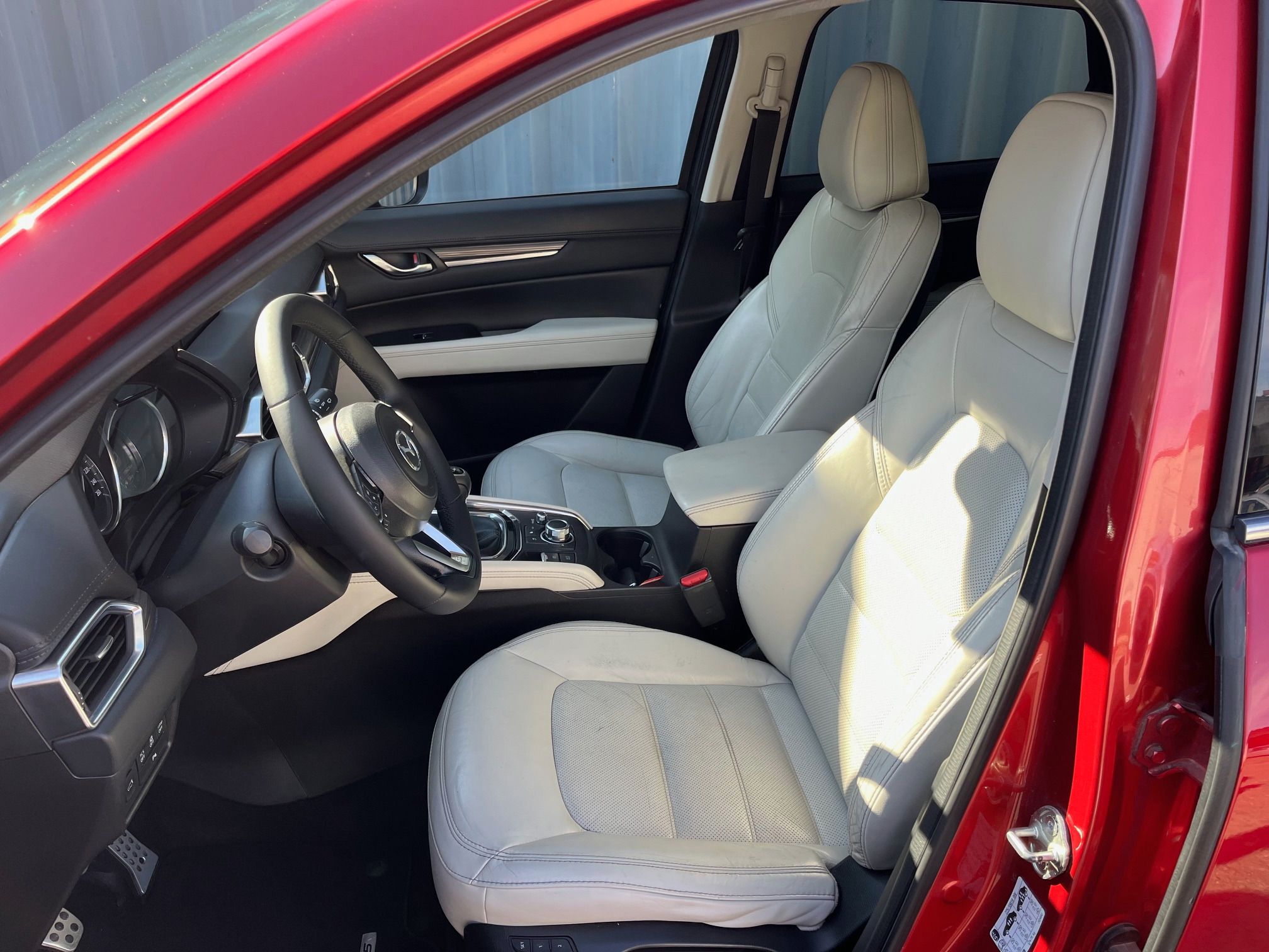 Mazda CX-5, 2,2 D AWD Skyactiv - fotka 5