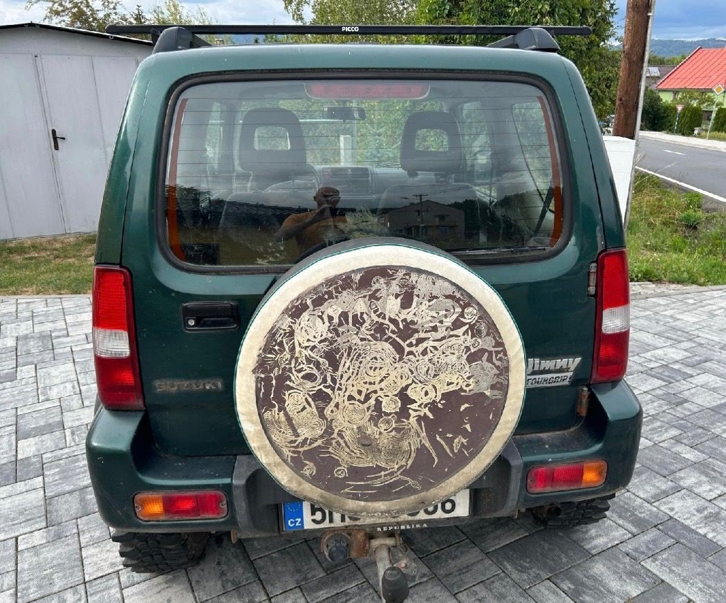 Suzuki Jimny, 1.3 60 kw nová Stk 9/28 - fotka 2