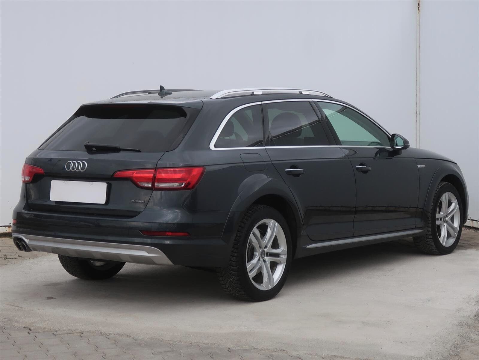 Audi A4 allroad, 2.0 TDI, 4X4, Automat - fotka 5