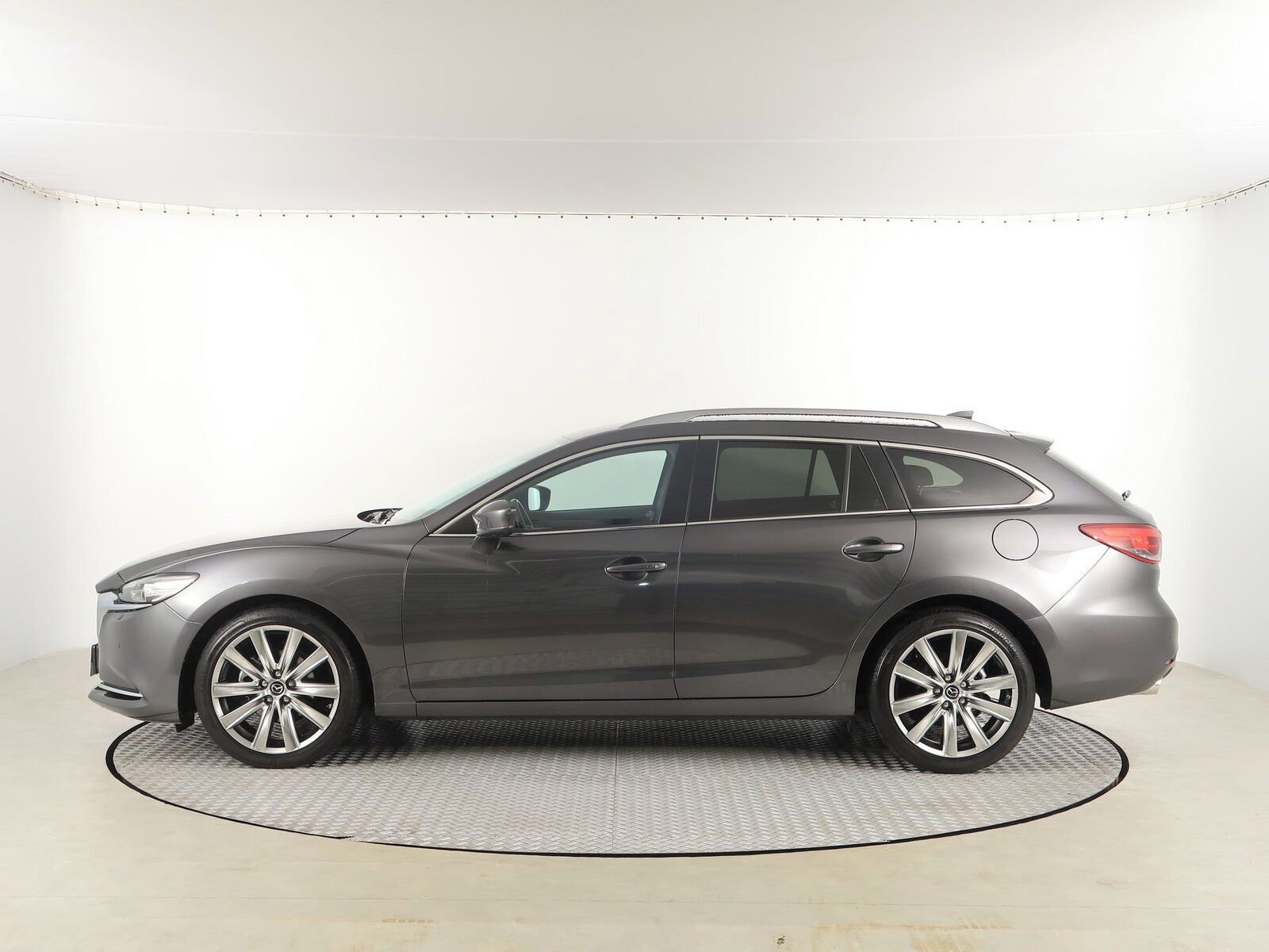 Mazda 6, 2.5 Skyactiv-G, Automat, Kůže - fotka 3