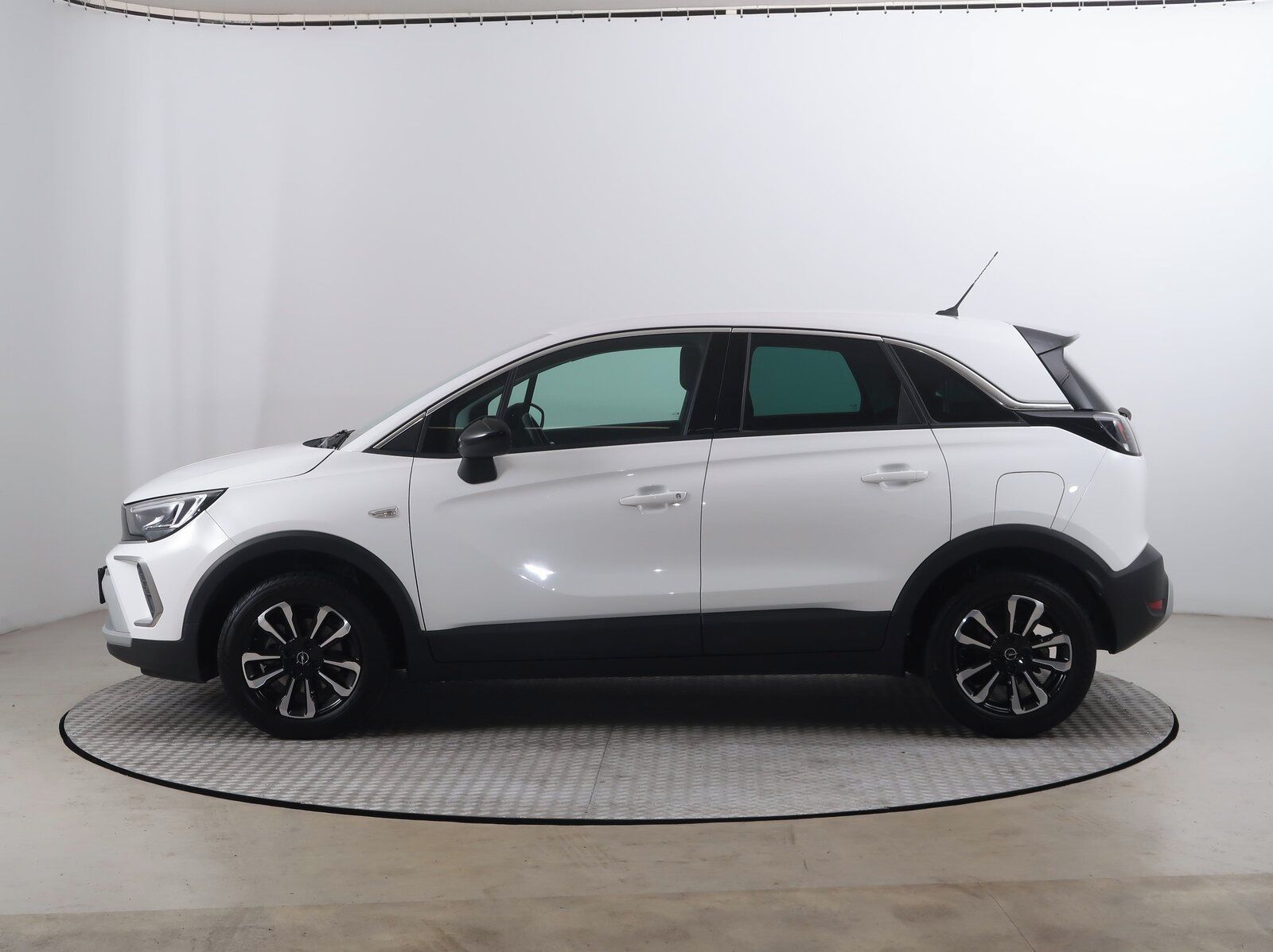 Opel Crossland, 1.2 Turbo, Serv.kniha - fotka 3