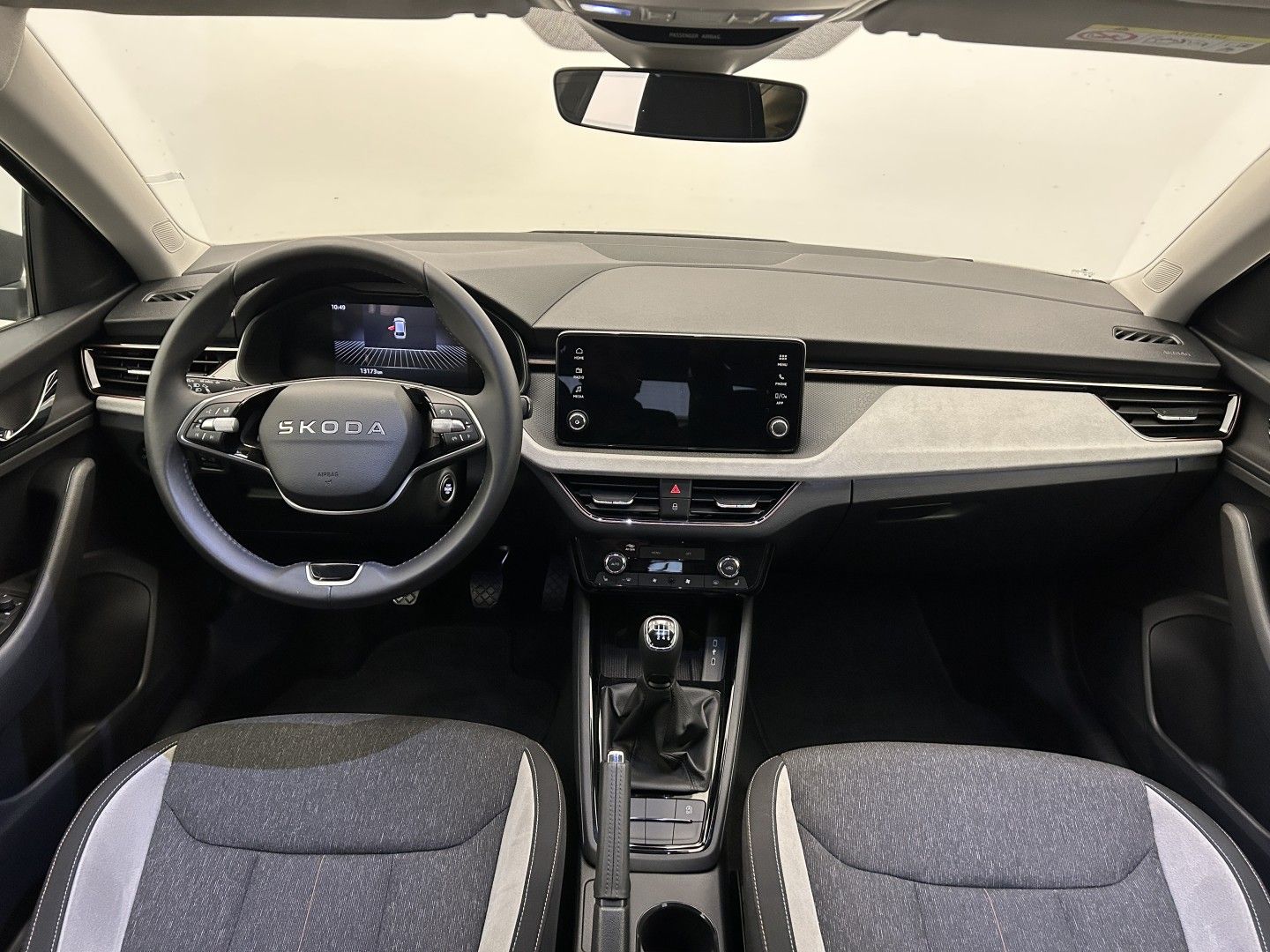 Škoda Scala, 1.0TSI 85kW Selection - fotka 5