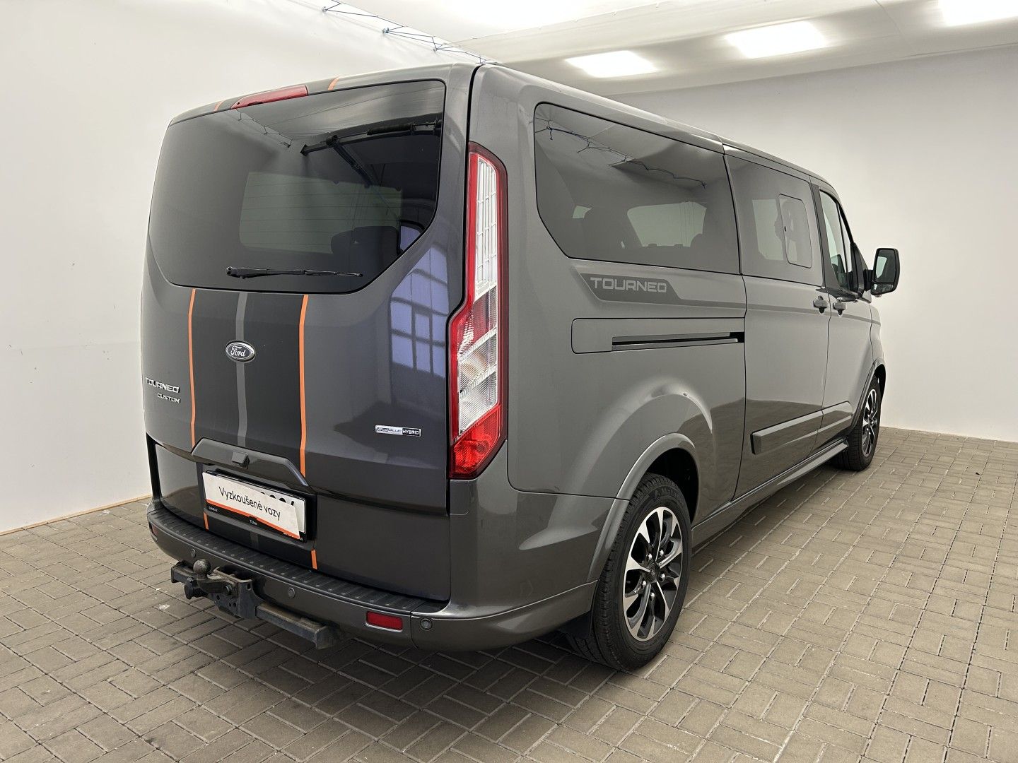 Ford Tourneo Custom, 2.0TDCI 110kW - fotka 2