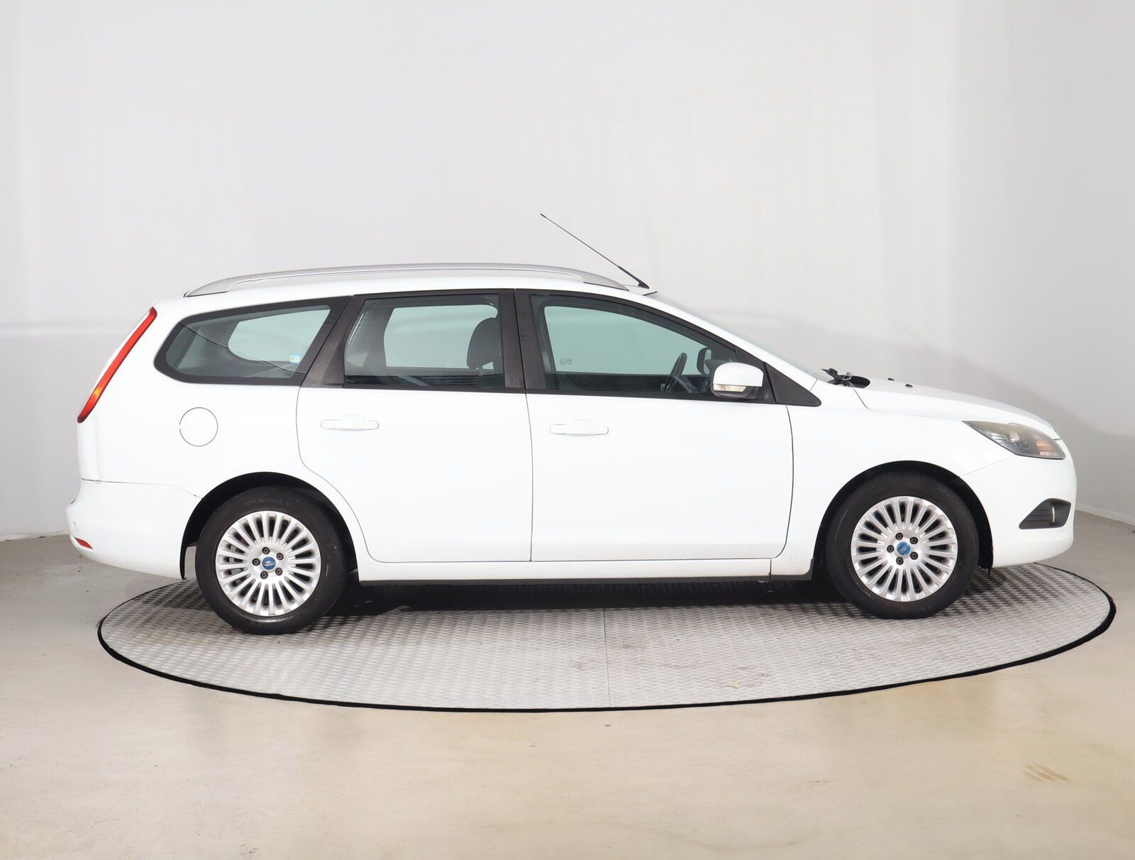 Ford Focus, 1.6 TDCi, po STK - fotka 6