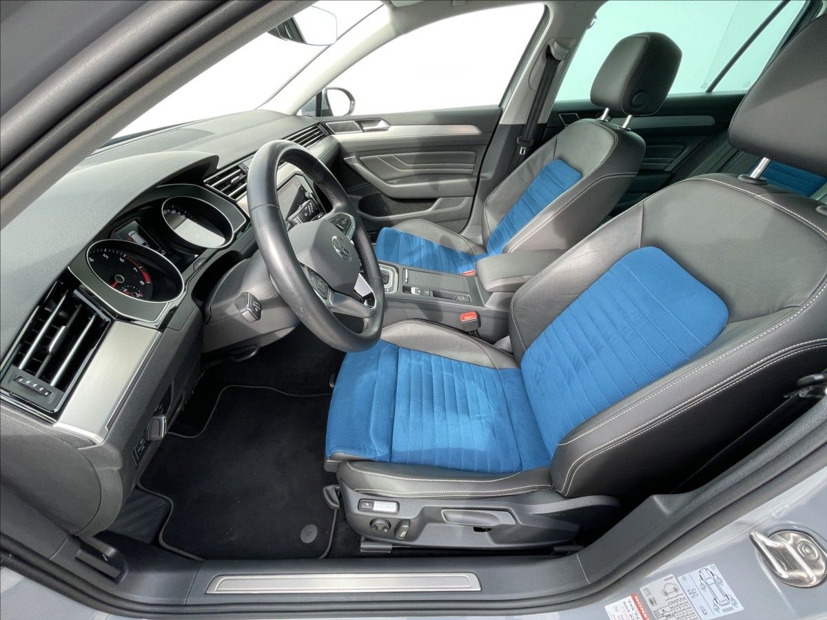Volkswagen Passat Variant, 1,5 TSI DSG Elegance ACC - fotka 4