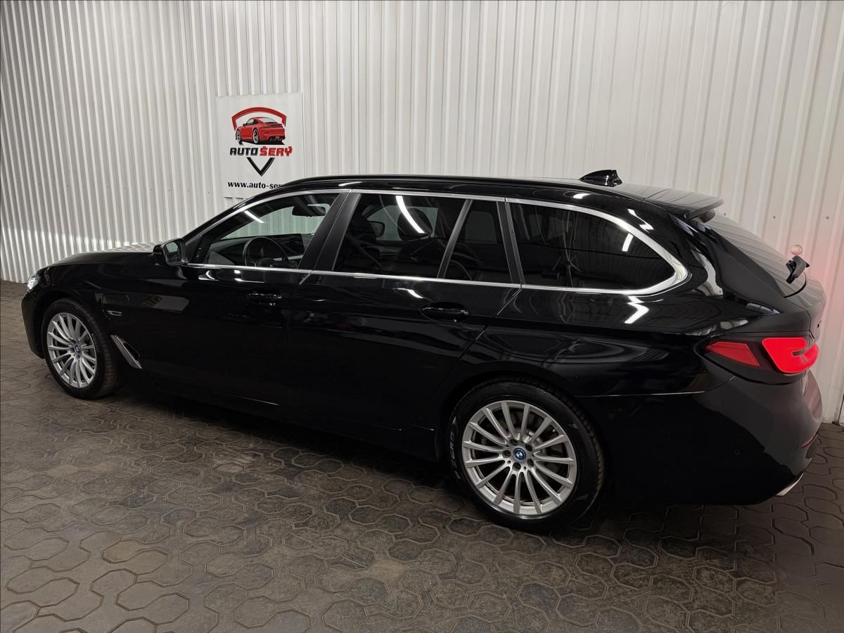 BMW Řada 5, 530E XDRIVE ACC LASER TAŽNÉ - fotka 5