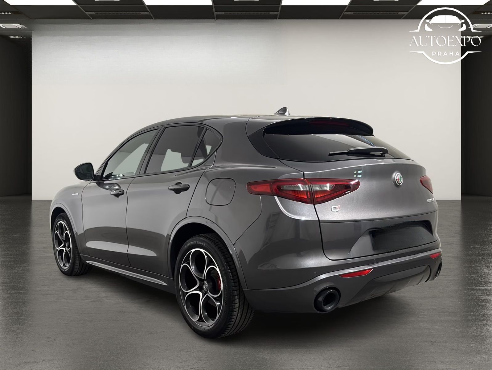 Alfa Romeo Stelvio, 2.2 Veloce Q4 154KW - fotka 5