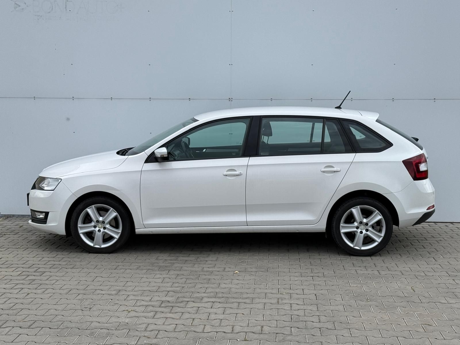 Škoda Rapid, 1.0  / 81 kW - fotka 3