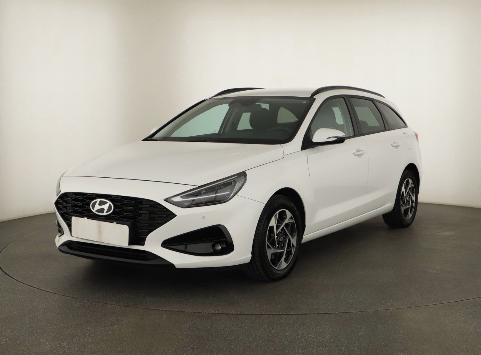 Hyundai i30, 1.5 DPI, Smart, ČR,1.maj, Navi - fotka 2