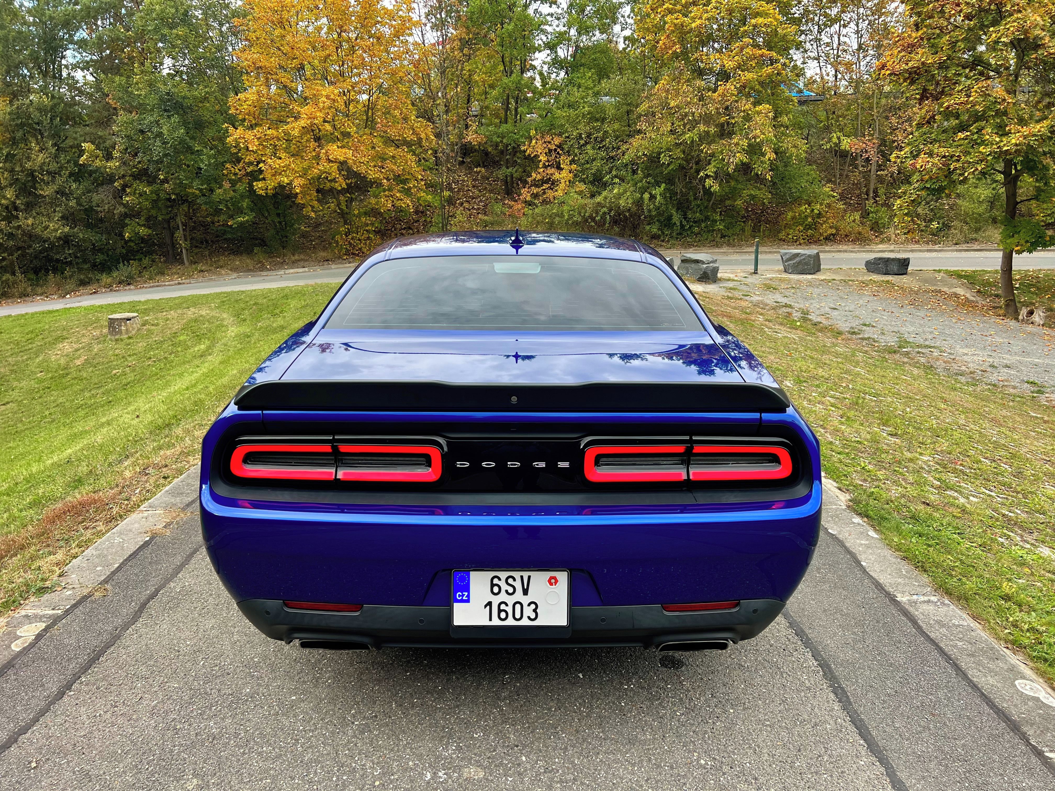 Dodge Challenger, Scat Pack 6.4 V8 | 28 500 km | - fotka 5