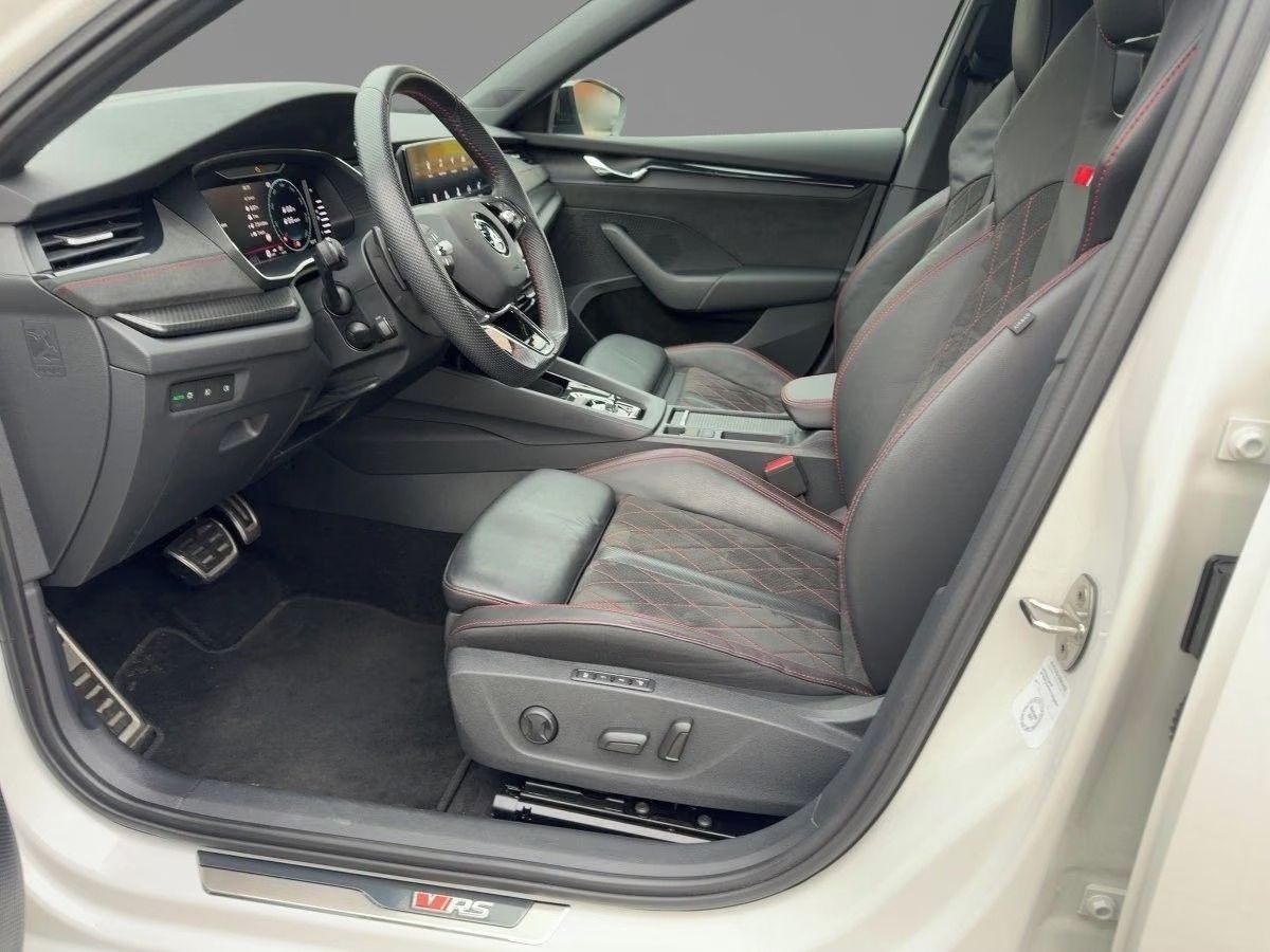 Škoda Octavia, 1.4 TSI Plug-in hybrid*Kůže* - fotka 6