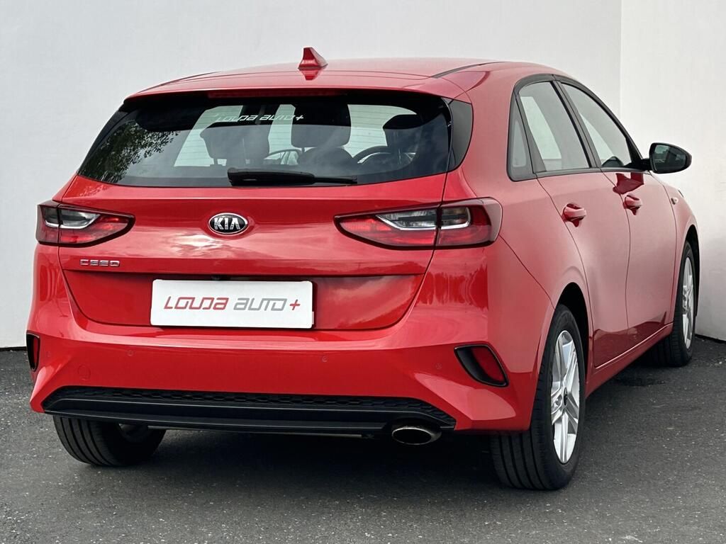 Kia Cee´d, Comfort 1.4 GDI 73 kW - fotka 2
