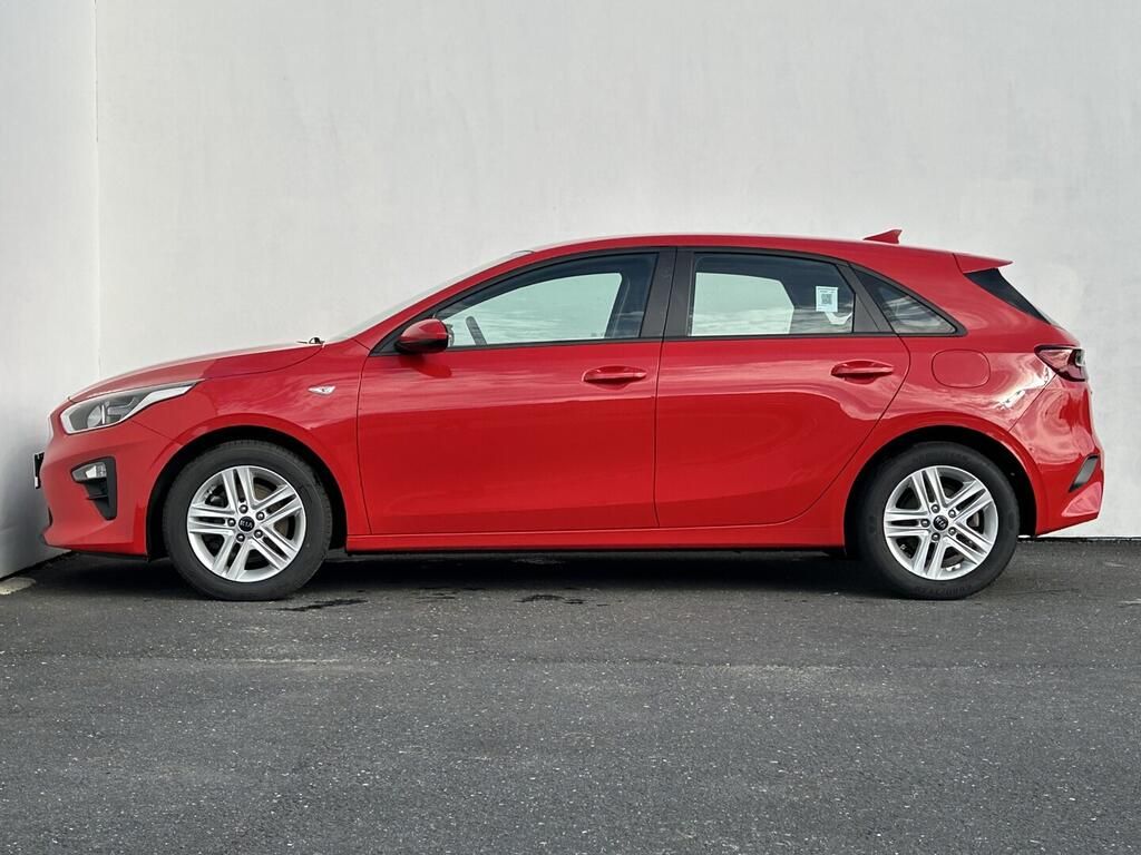 Kia Cee´d, Comfort 1.4 GDI 73 kW - fotka 3