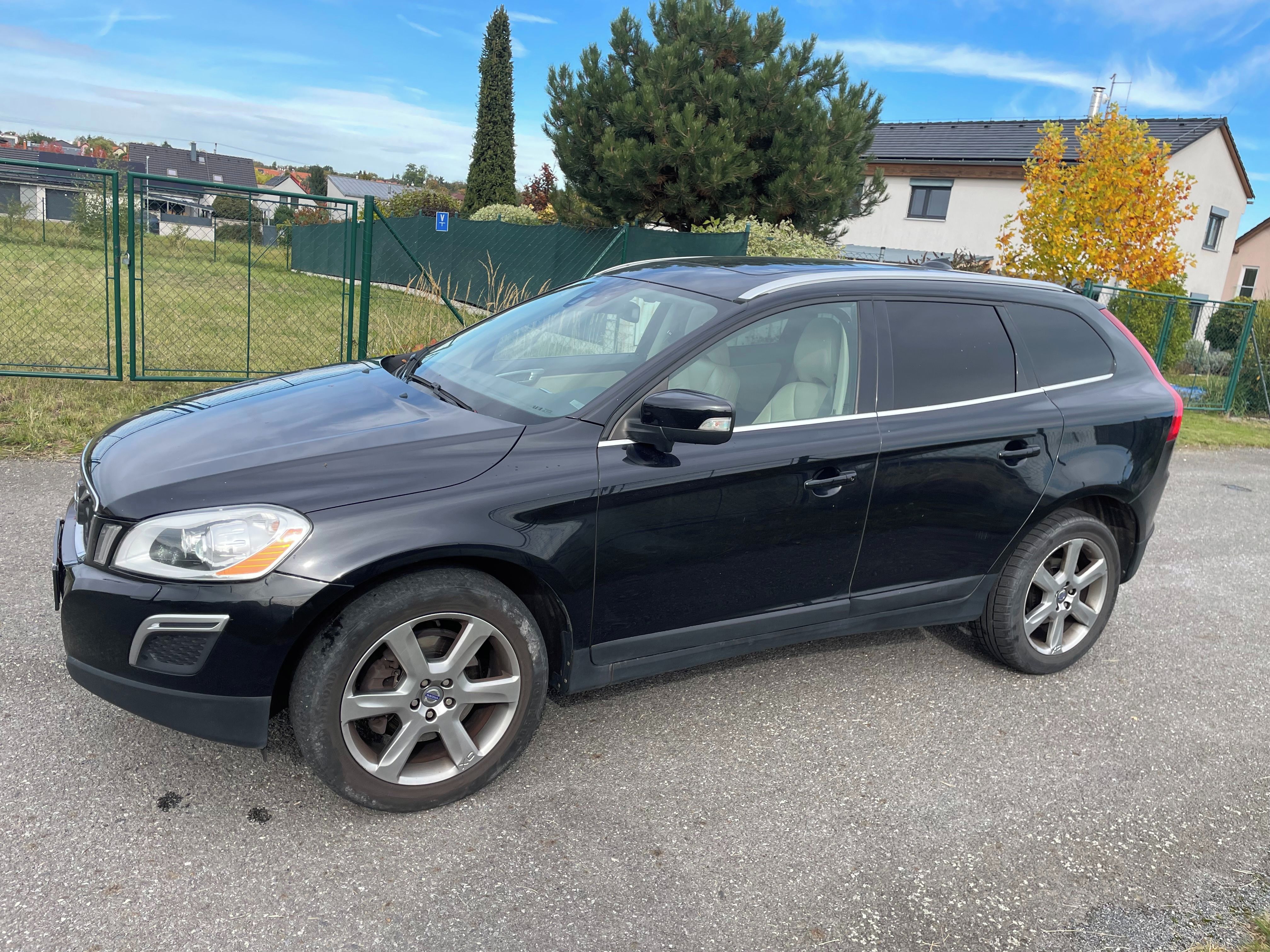Volvo XC60, Volvo XC 60 D5 AWD - fotka 4