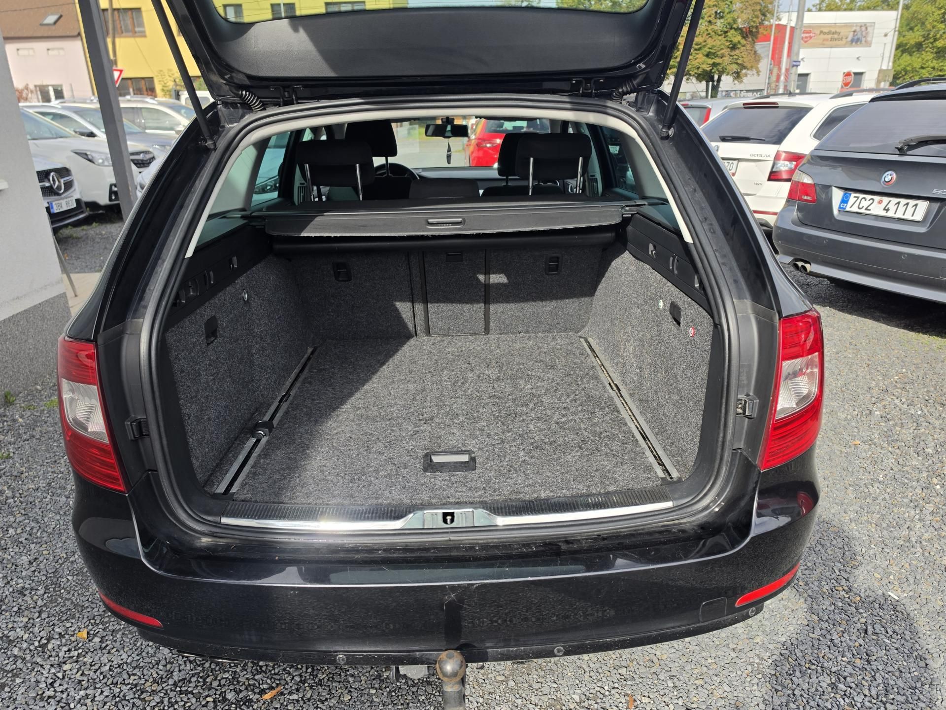 Škoda Superb, 2.0 TDI DSG TZ Led - fotka 5
