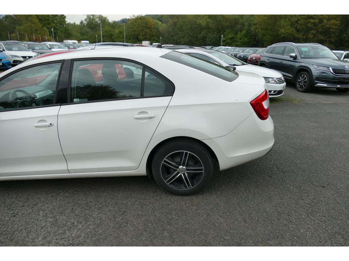 Škoda Rapid, 1,4TDI 66KW KLIMA - fotka 5