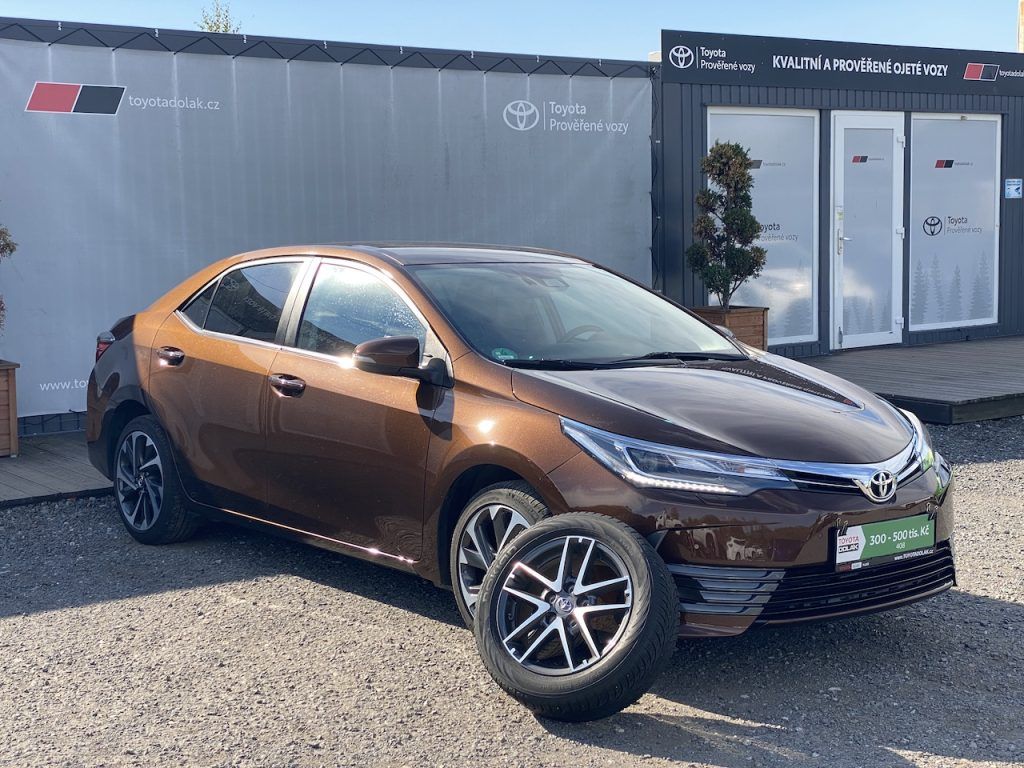 Toyota Corolla, 1.6i, ČR, Executive, záruka