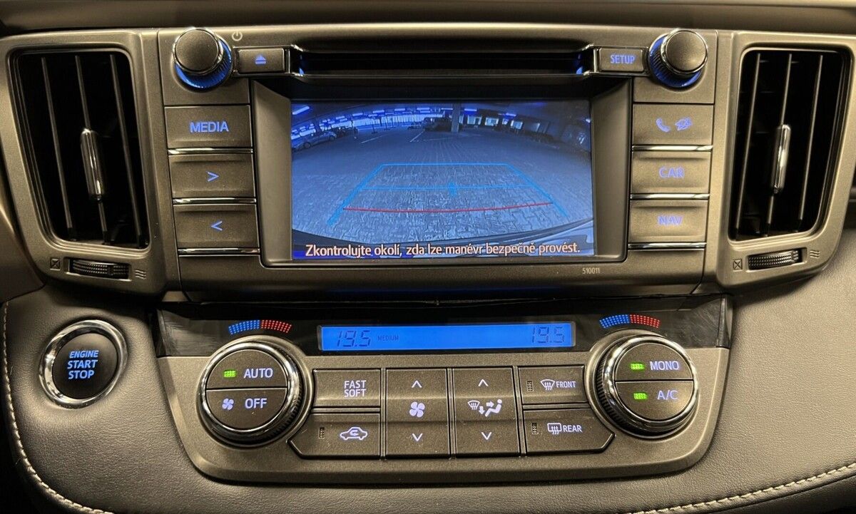 Toyota Rav4, 2.2 AT D-CAT  ACTIVE DESIGN SM - fotka 6