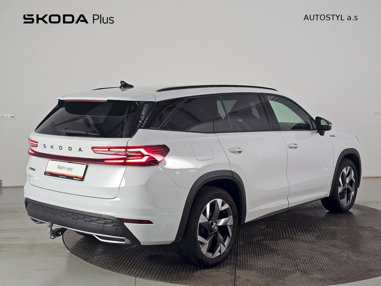 Škoda Kodiaq, 1.5TSI 110KW SPORTLINE TAŽNÉ N - fotka 2