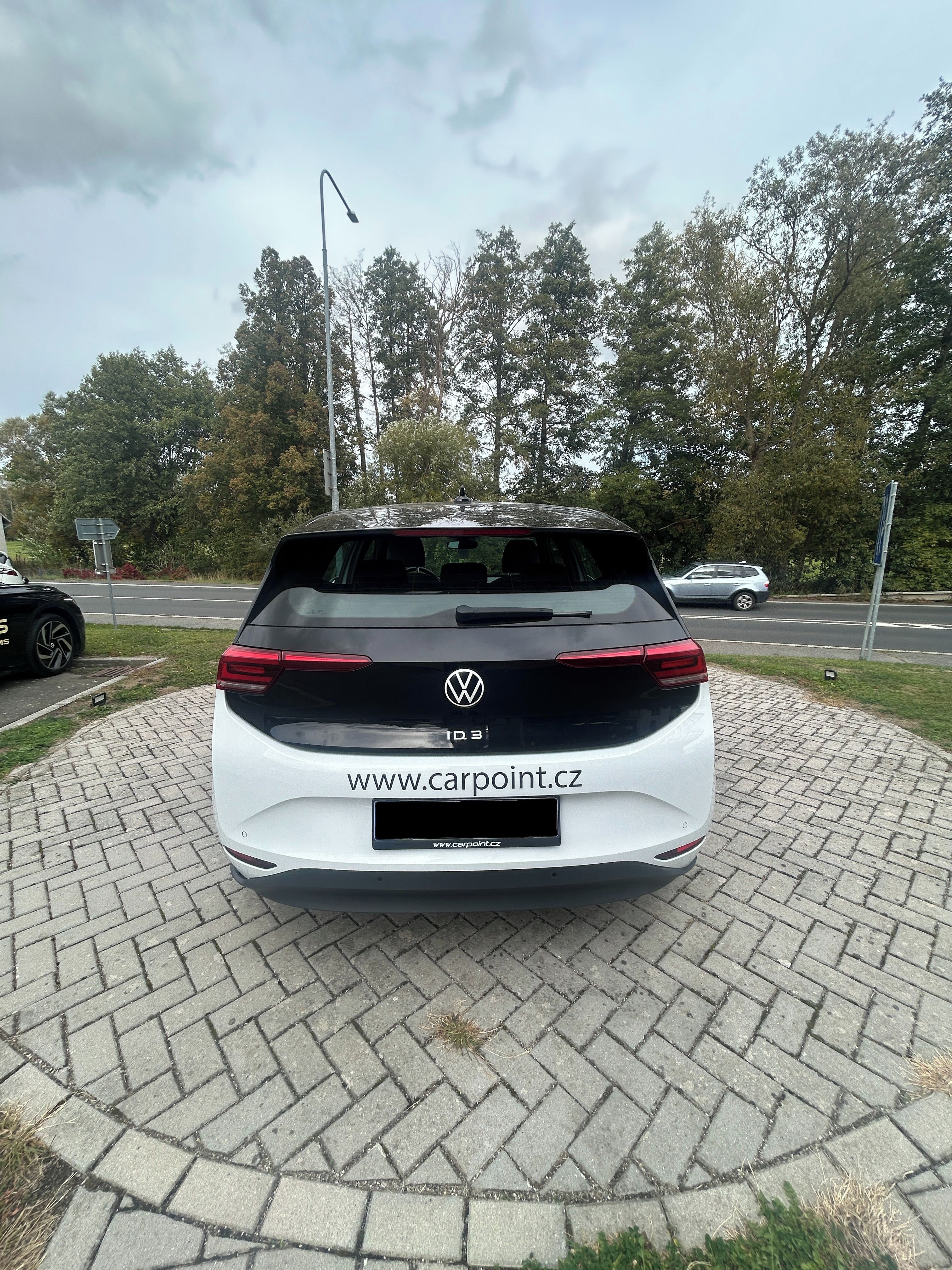 Volkswagen ID.3, Pro 107kw a 58kwh, SOH 89% - fotka 4