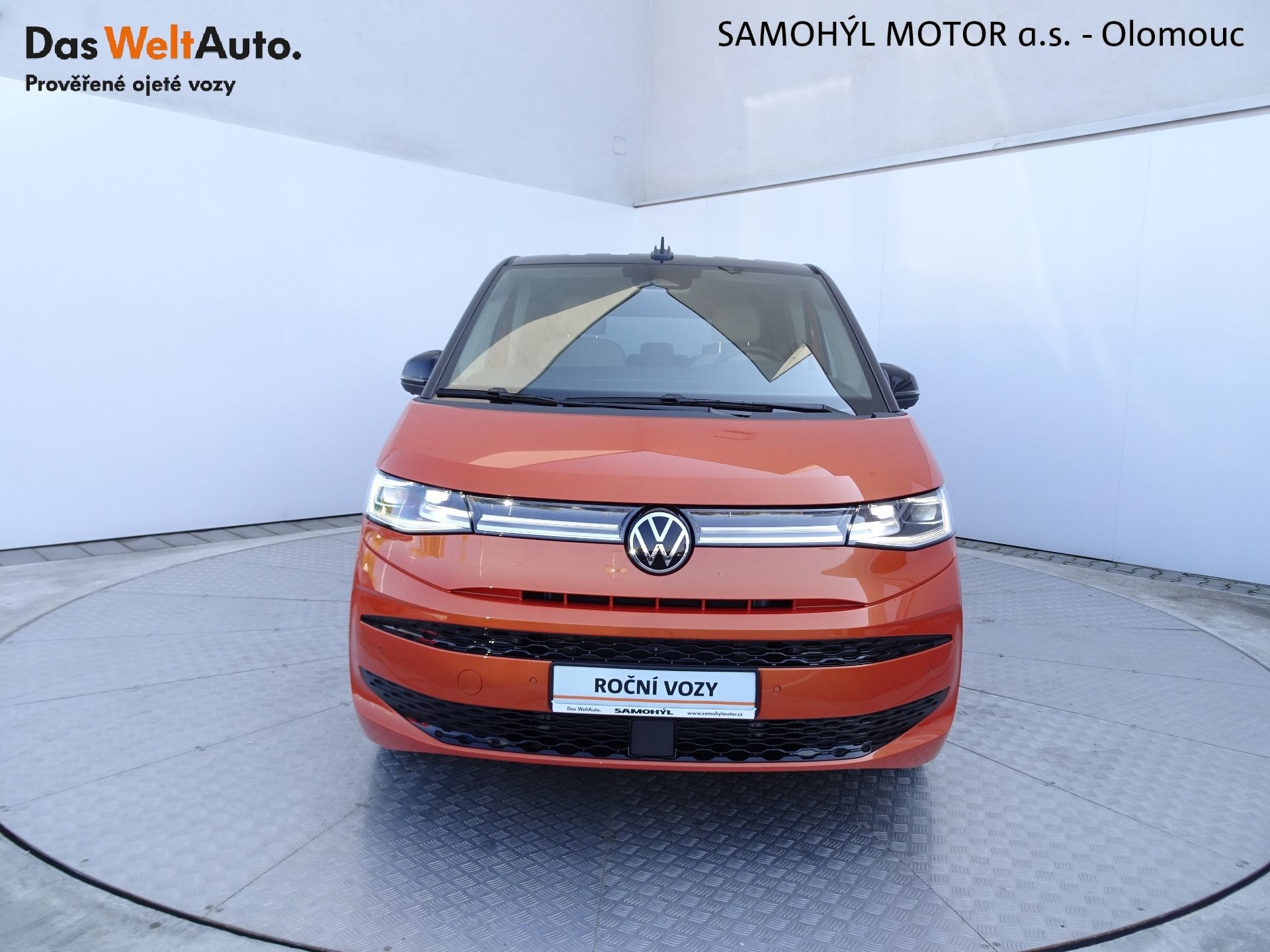 Volkswagen Multivan, Long 2.0TSI DSG Edition 8míst - fotka 4