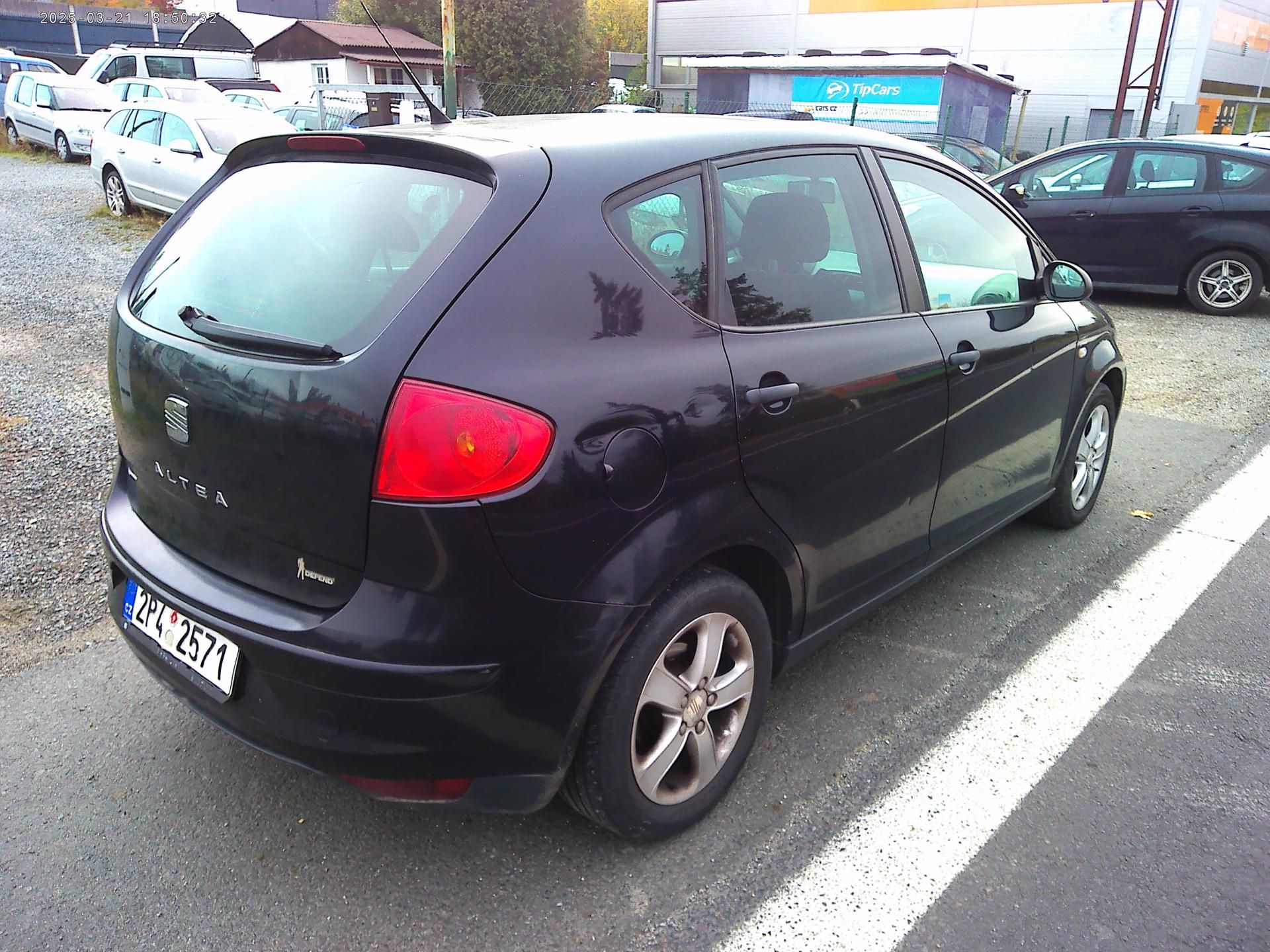 Seat Altea, 1.6 i, 75 kW, klima, nová STK - fotka 5