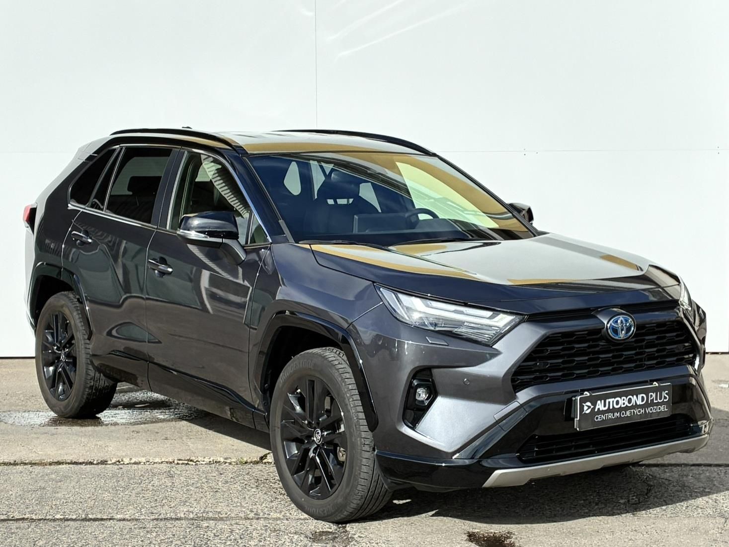Toyota Rav4, 2.5 HSD e-CVT AWD Selection - fotka 6