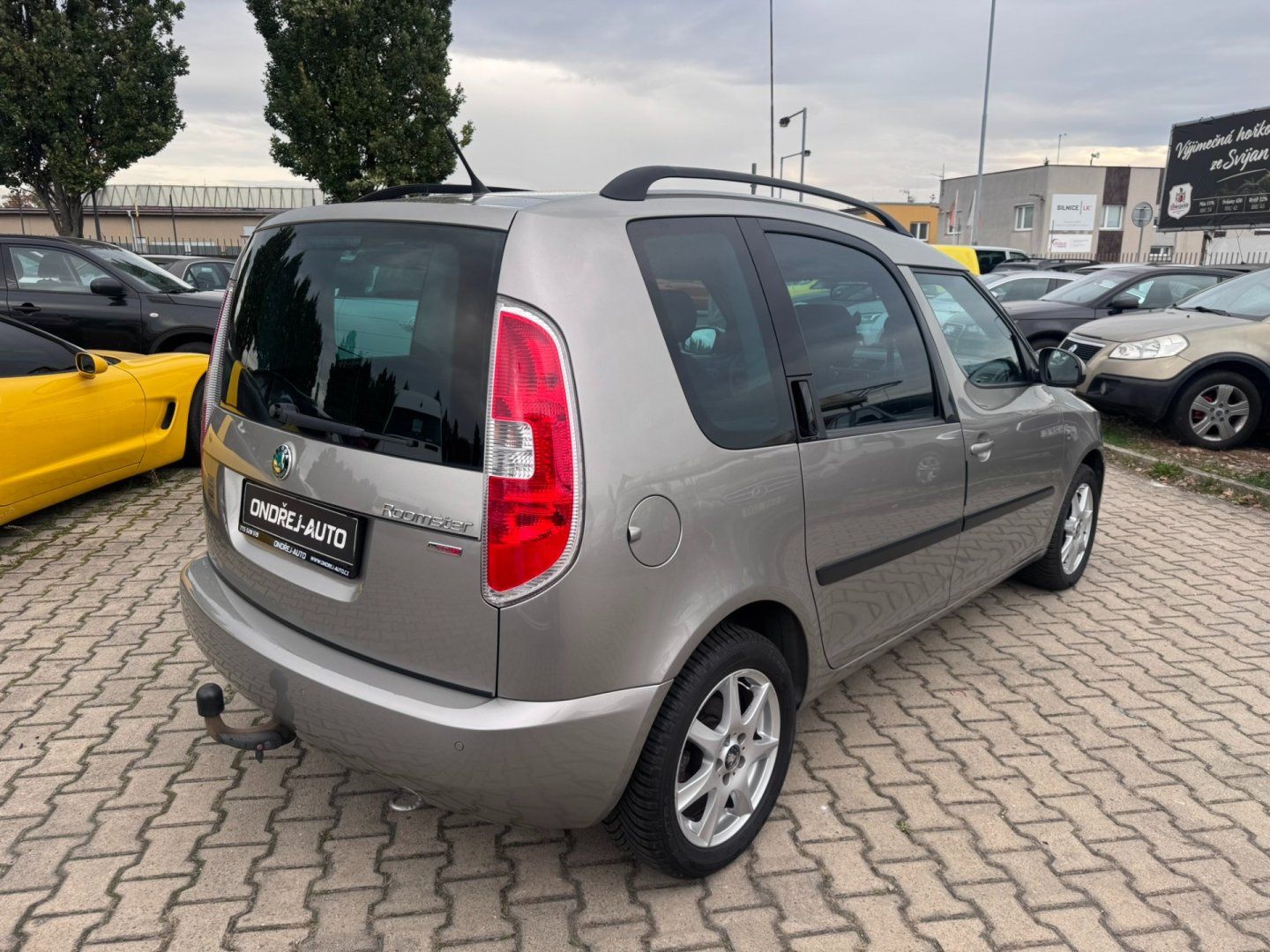 Škoda Roomster, 1,6 TDI 77 KW KILOMETRY TAŽNÉ - fotka 5