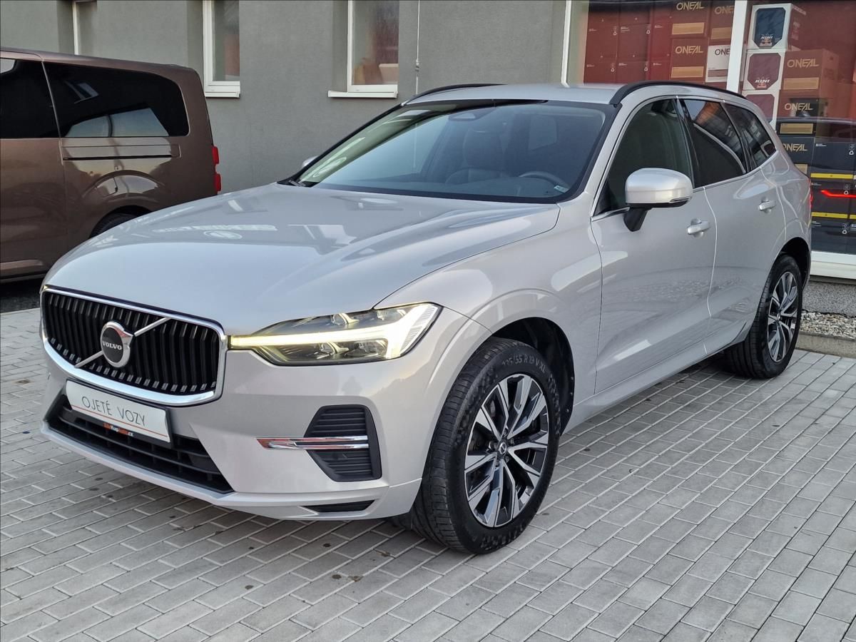 Volvo XC60, B5 AWD Momentum Pro,ČR,1.Maj. - fotka 5